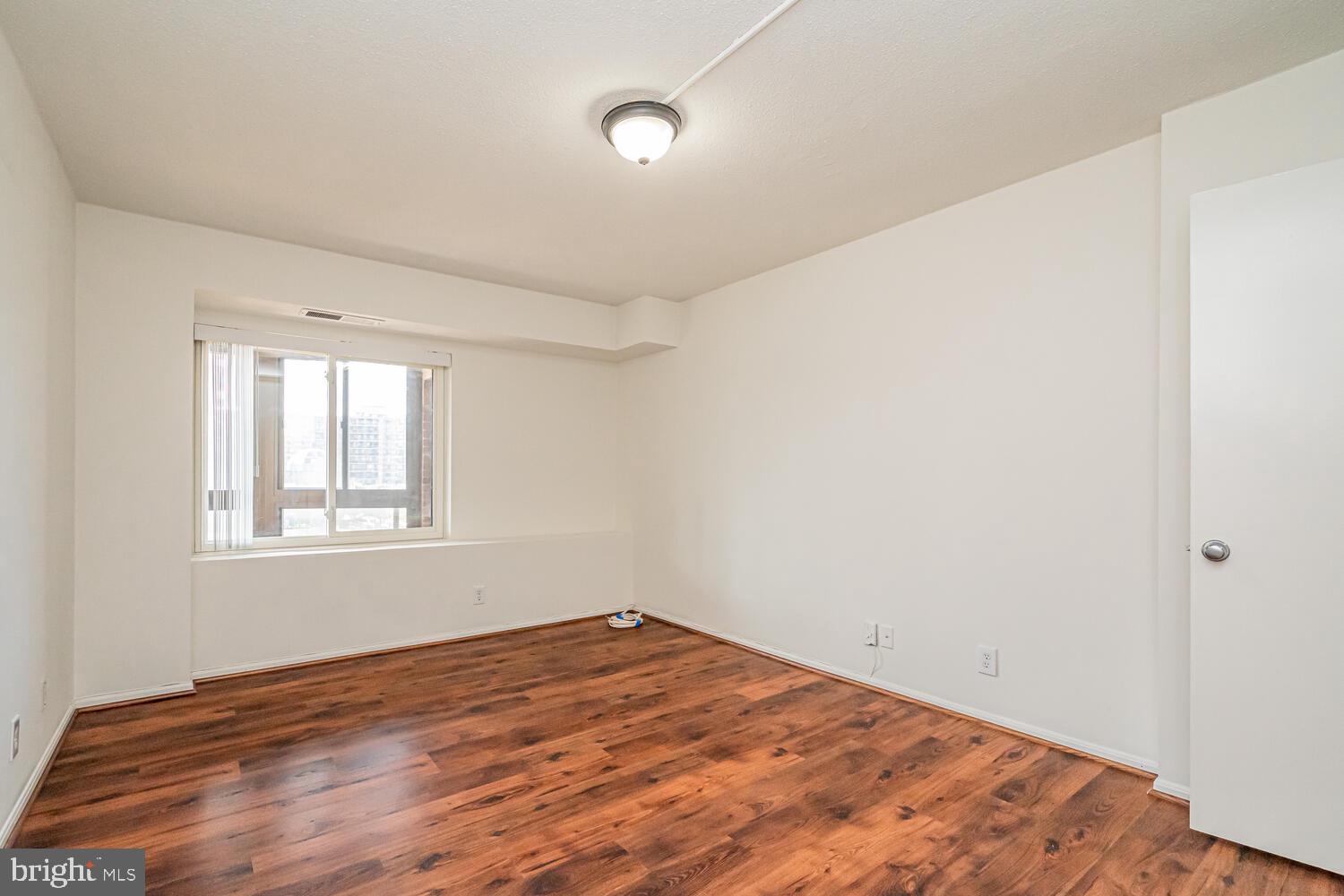 ROTONDA - Residential Lease