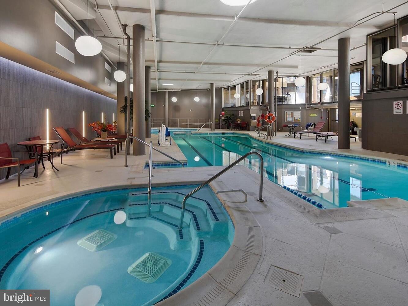 ROTONDA - Residential Lease