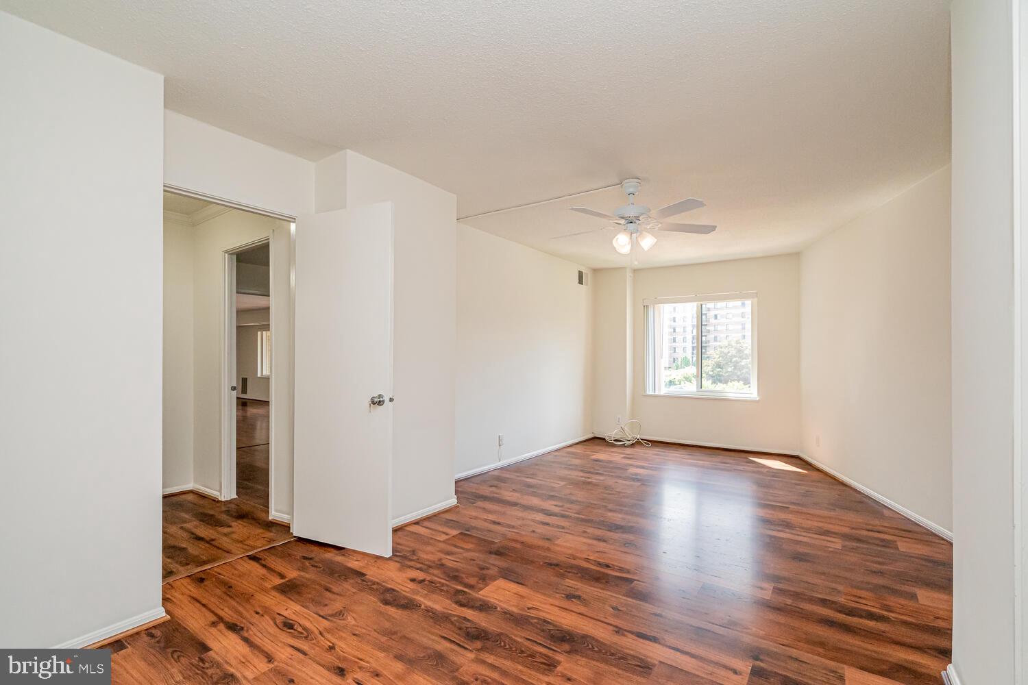 ROTONDA - Residential Lease