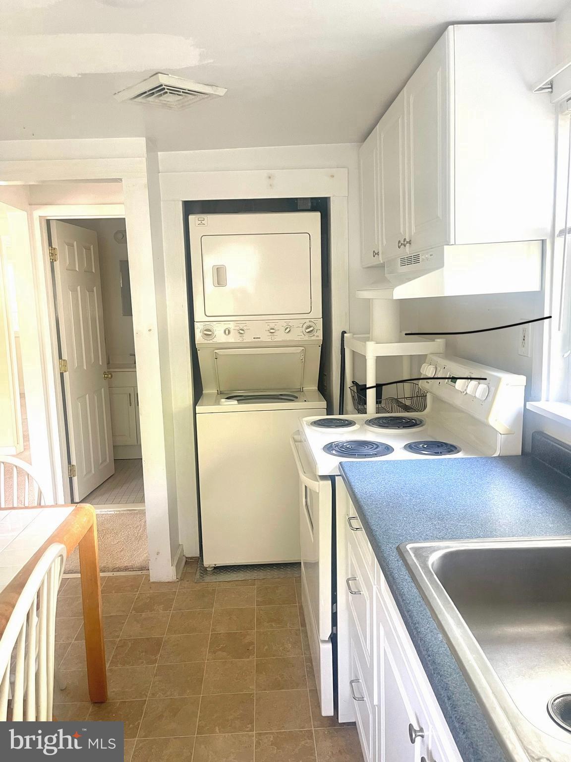 CALVERT BEACH ESTATES - Residential