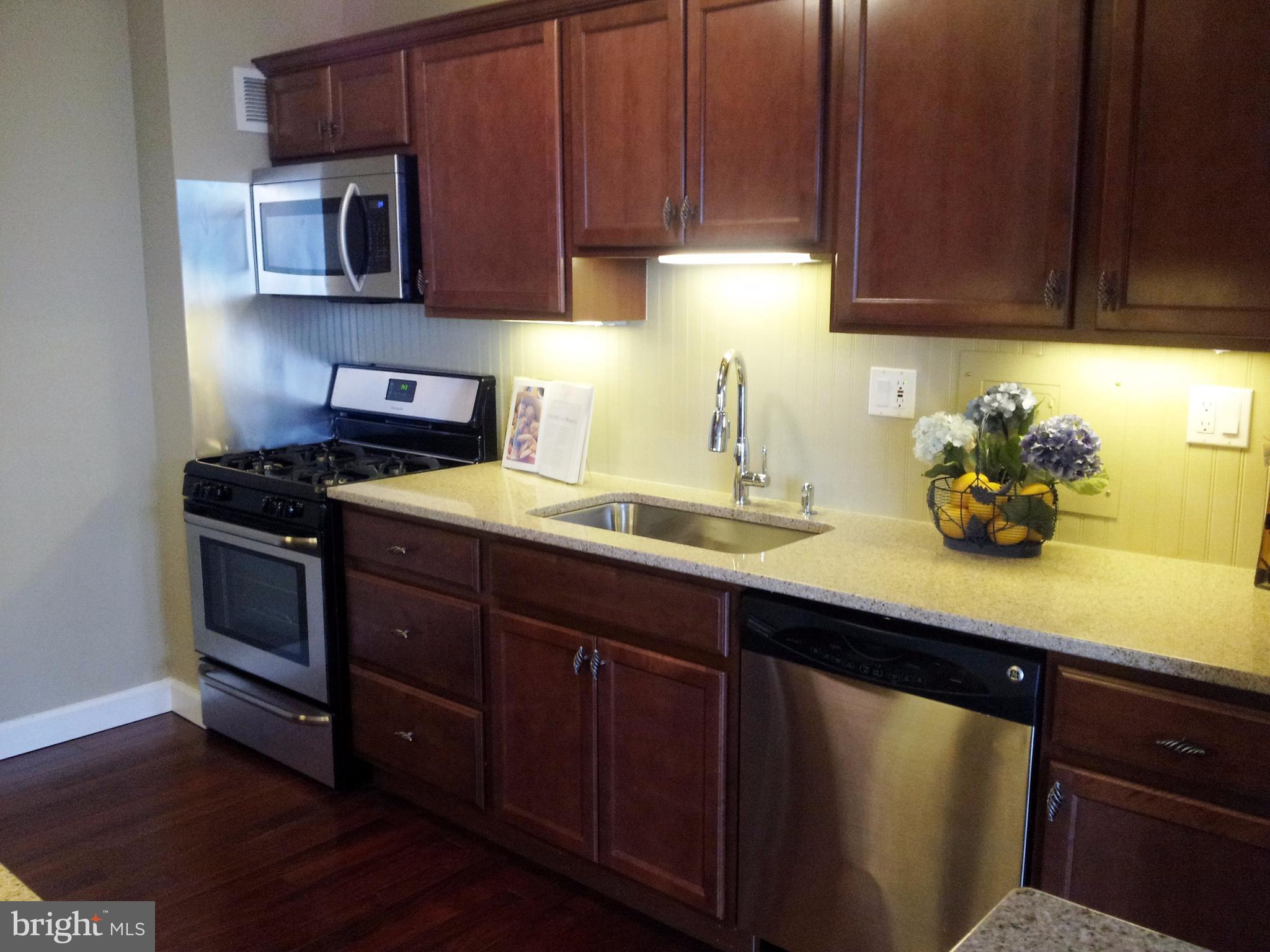 PARC EAST - Residential Lease