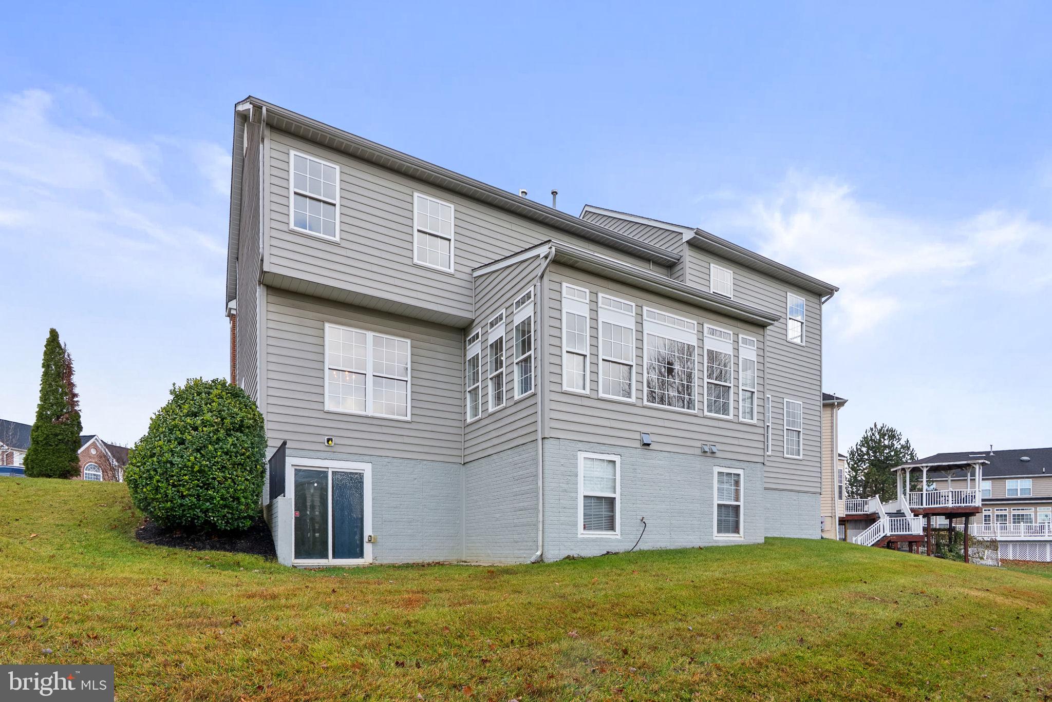 WELLINGTON - Residential