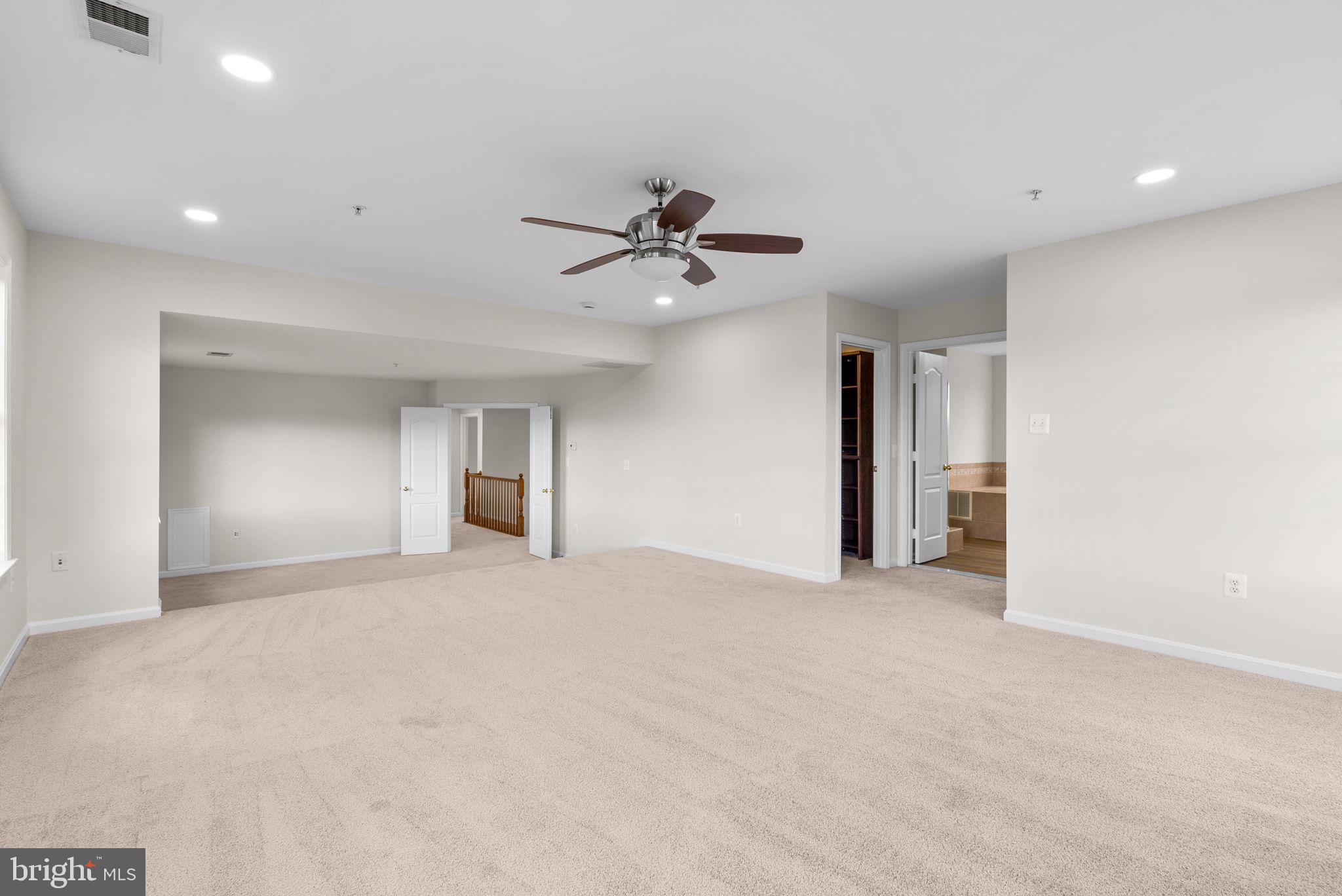 WELLINGTON - Residential