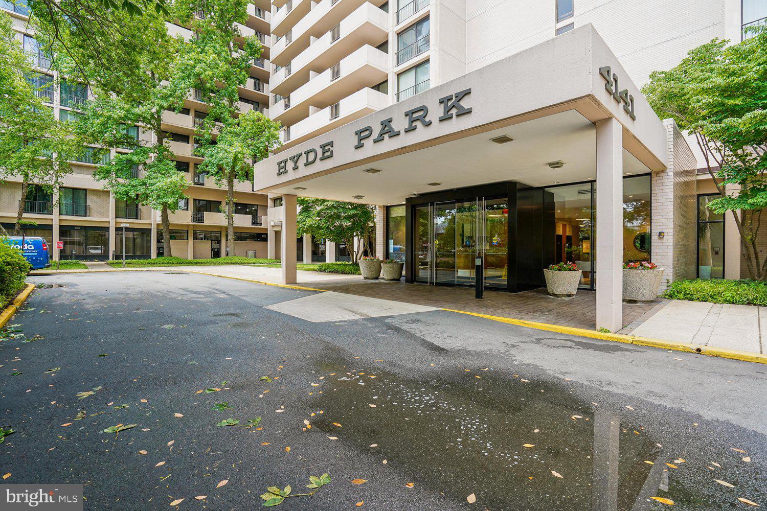 4141 N HENDERSON ROAD 904