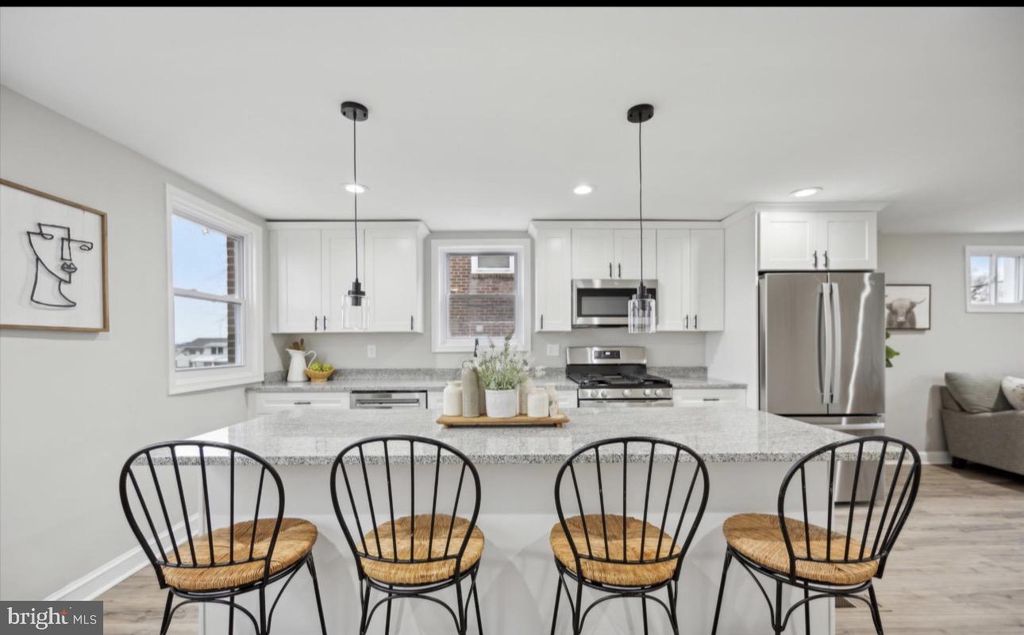 Photo of 7568 Brockton Road, PHILADELPHIA, PA 19151 (MLS # PAPH2591396)