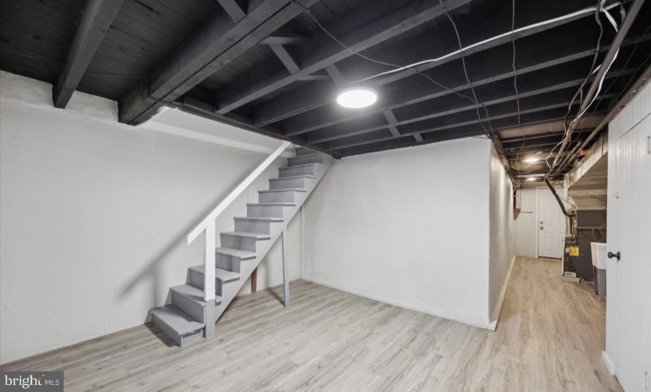 OVERBROOK - Residential