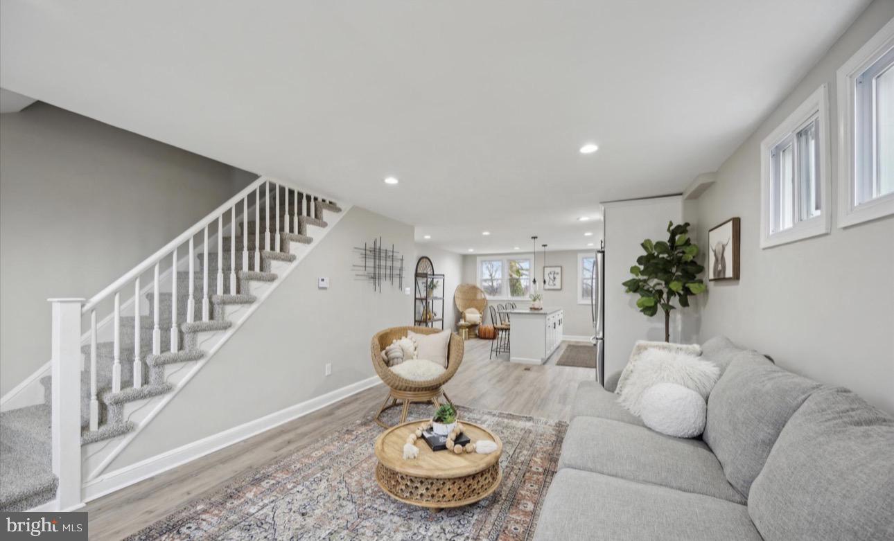 OVERBROOK - Residential