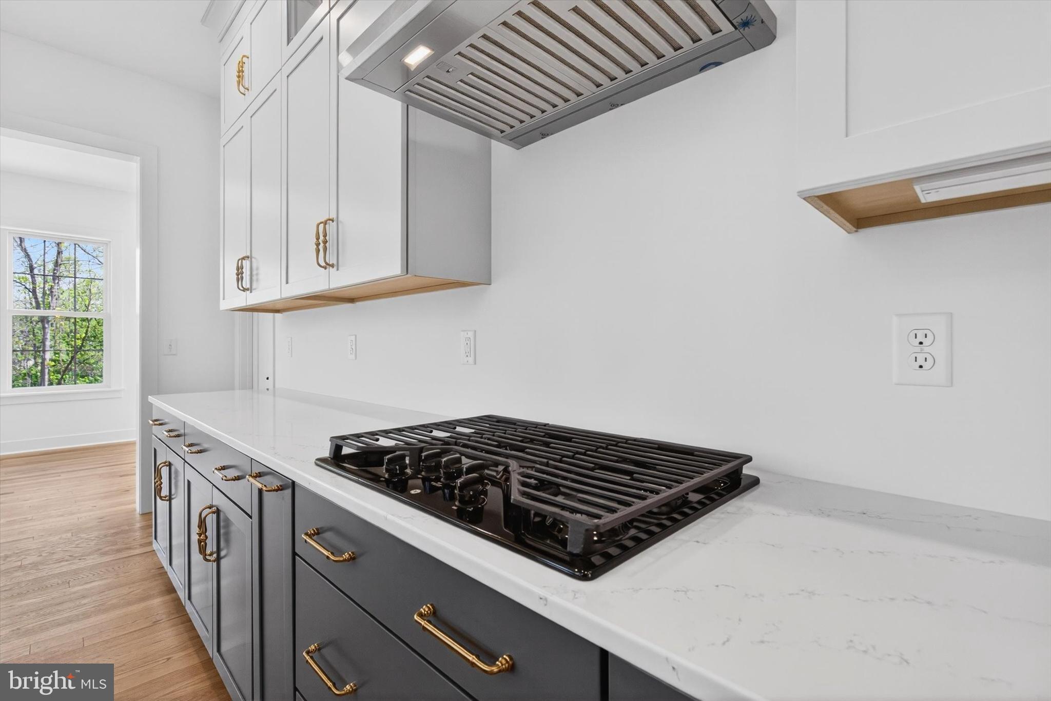 PINEHURST HILLS - Residential