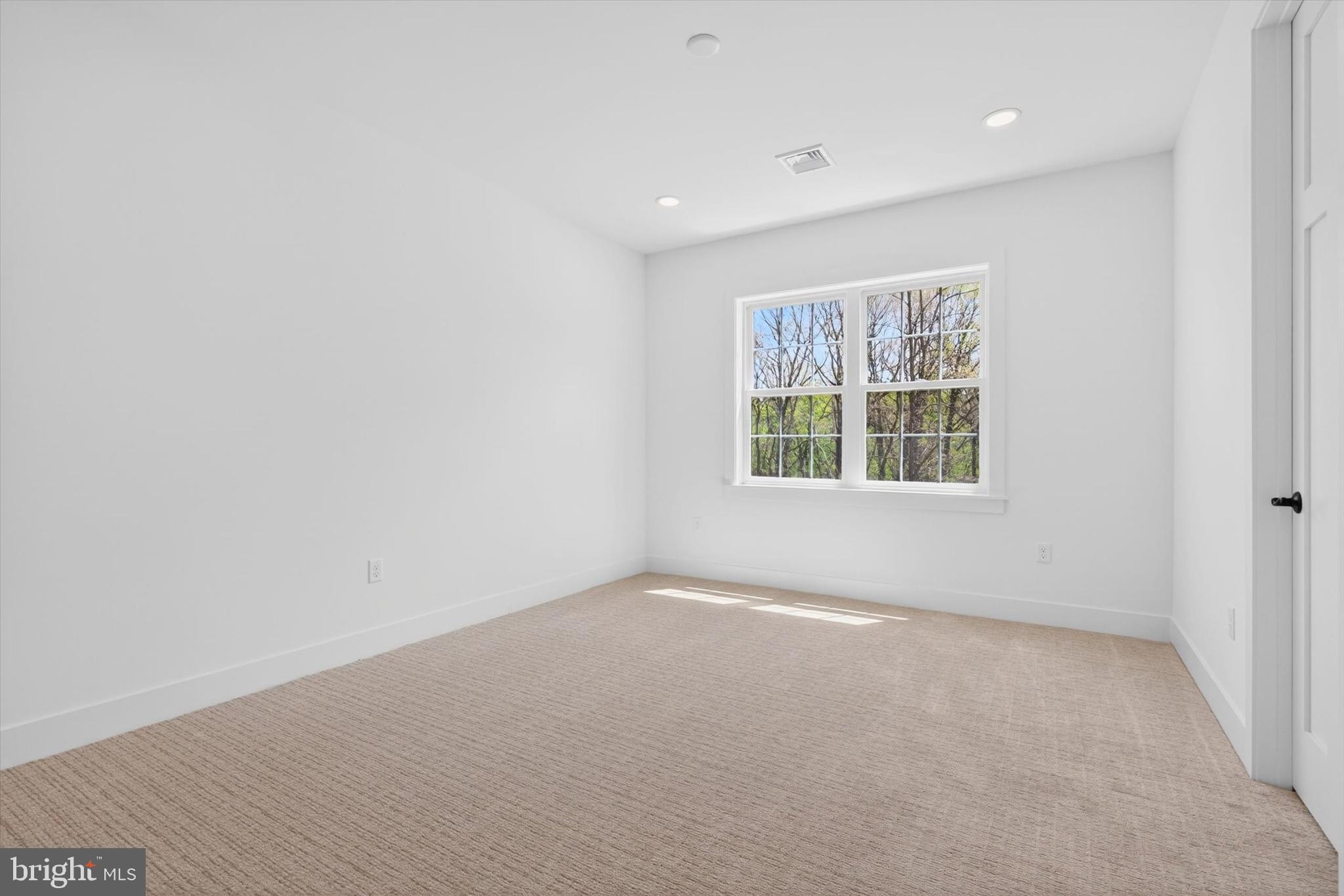 PINEHURST HILLS - Residential