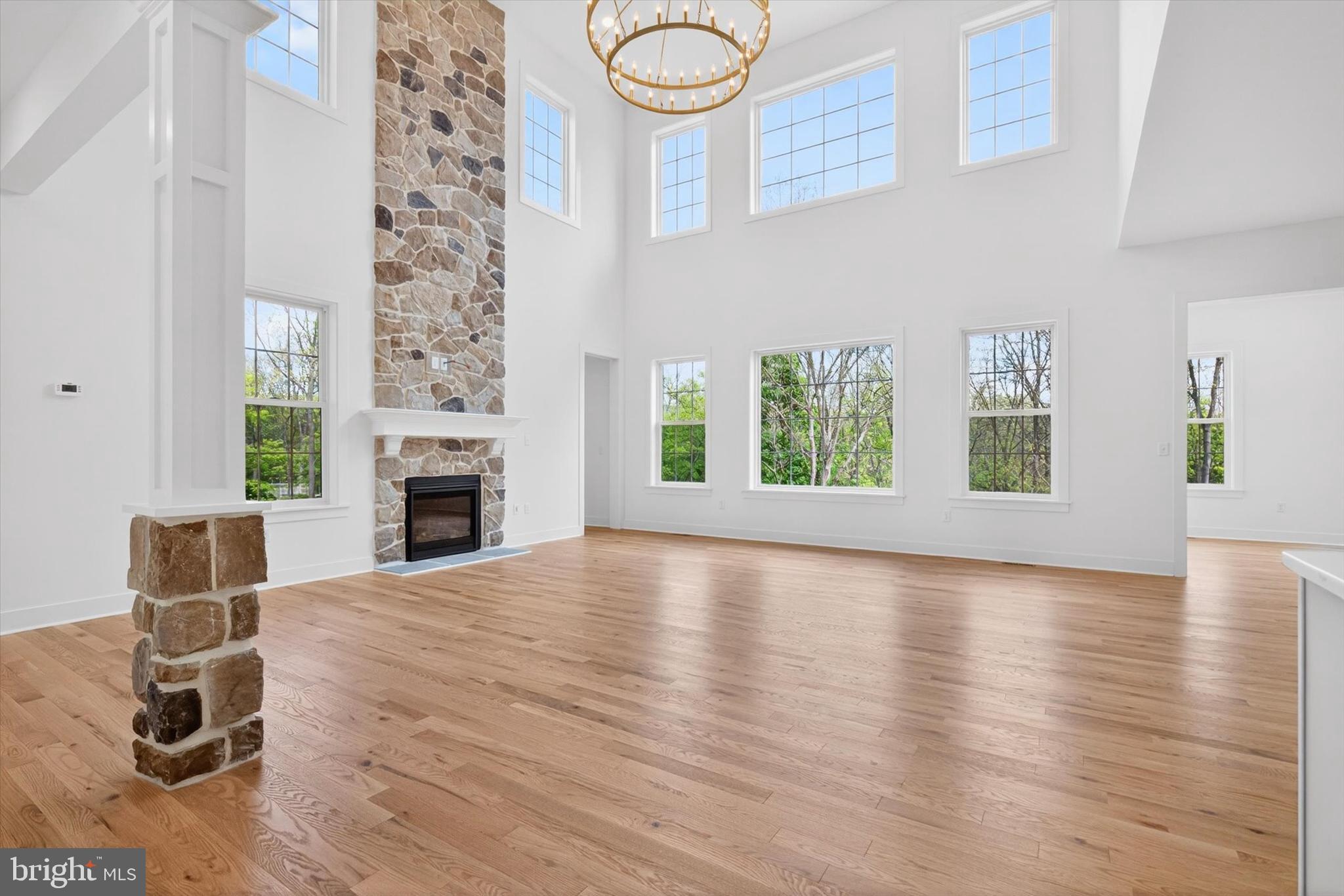 PINEHURST HILLS - Residential