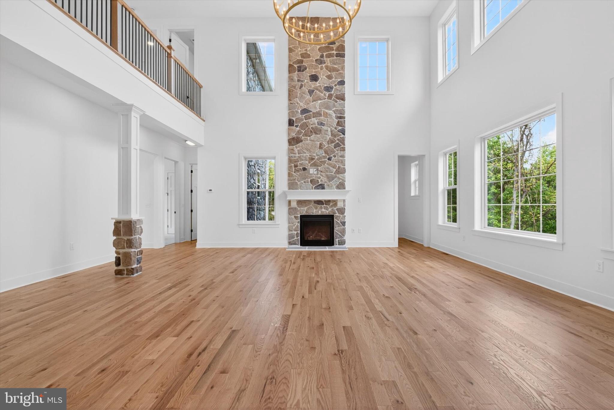 PINEHURST HILLS - Residential