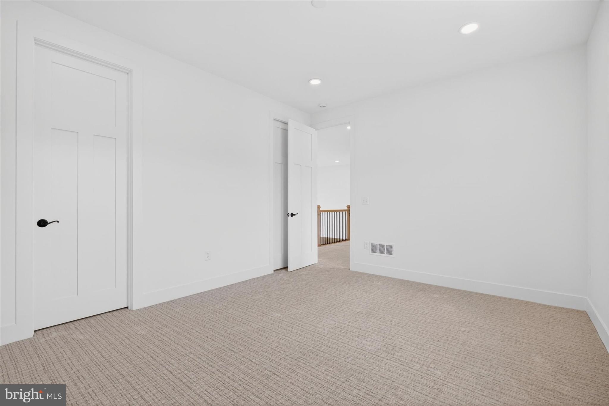 PINEHURST HILLS - Residential