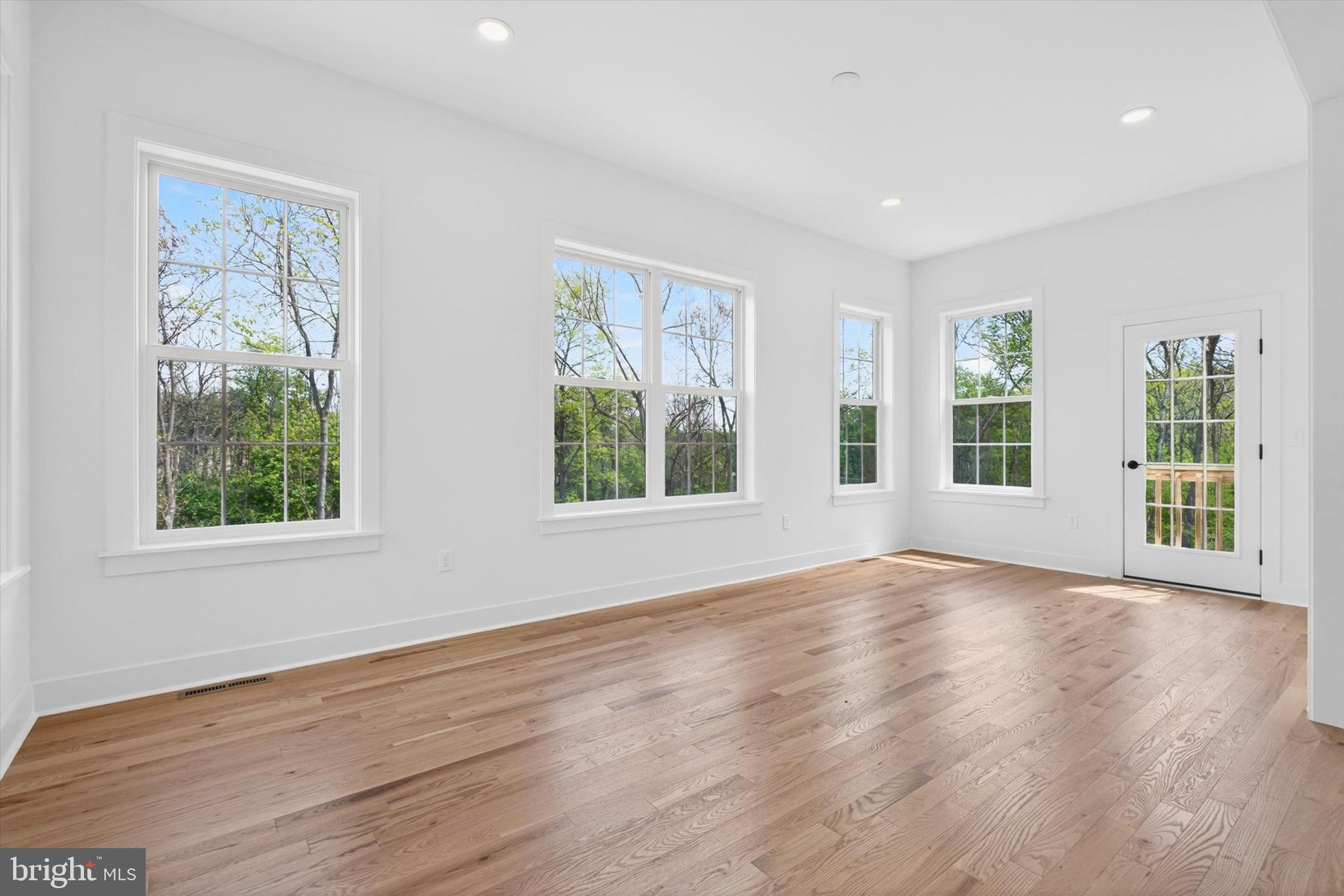PINEHURST HILLS - Residential