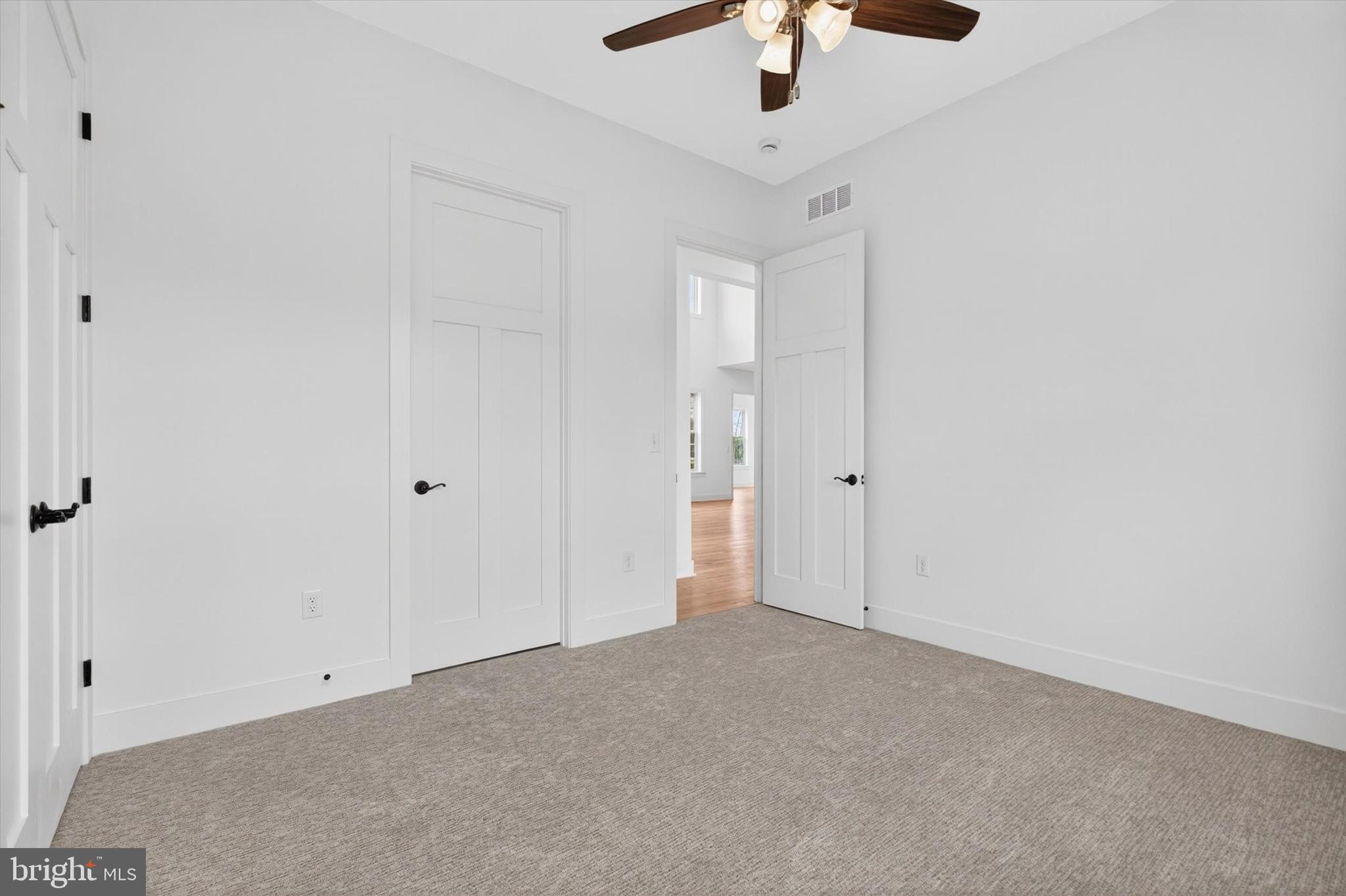PINEHURST HILLS - Residential