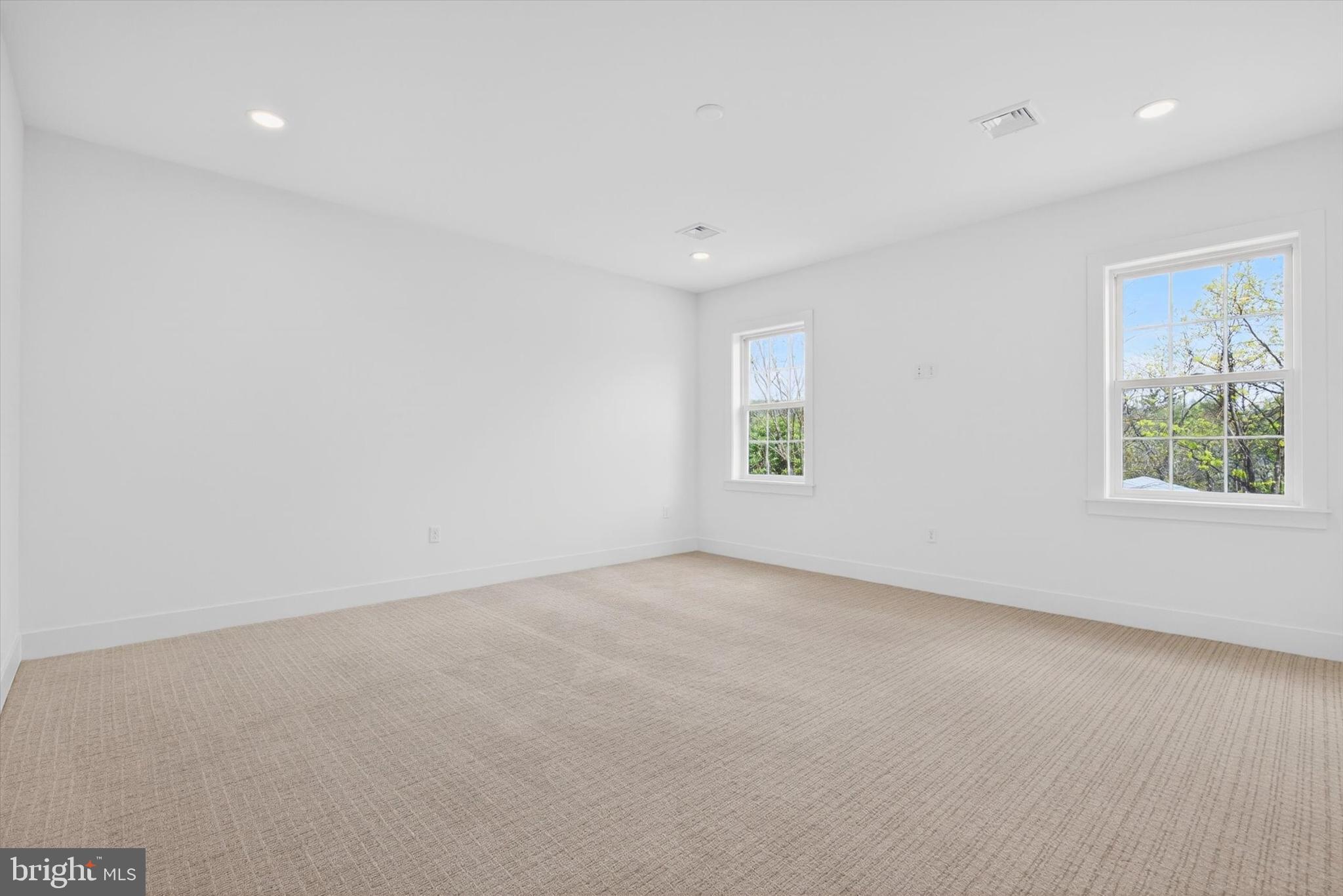 PINEHURST HILLS - Residential