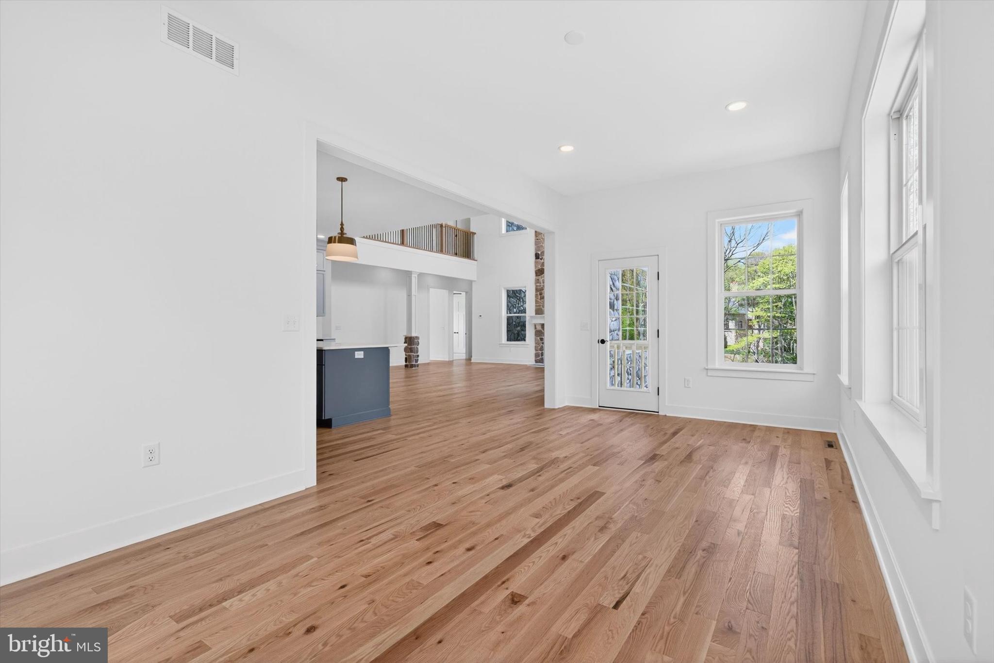 PINEHURST HILLS - Residential