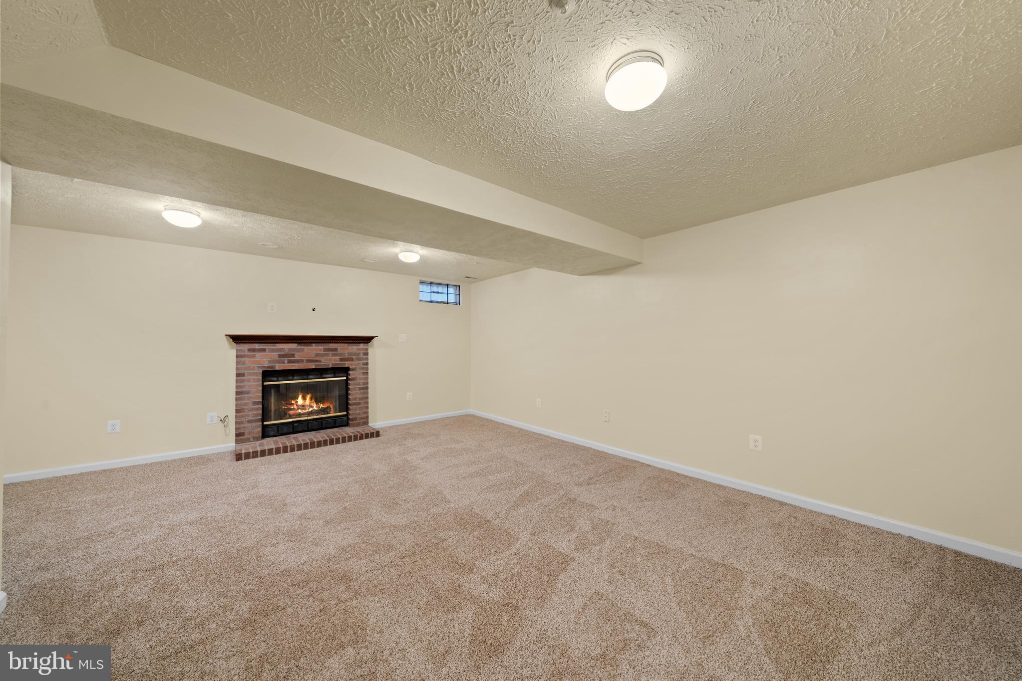 WYNDEMERE - Residential