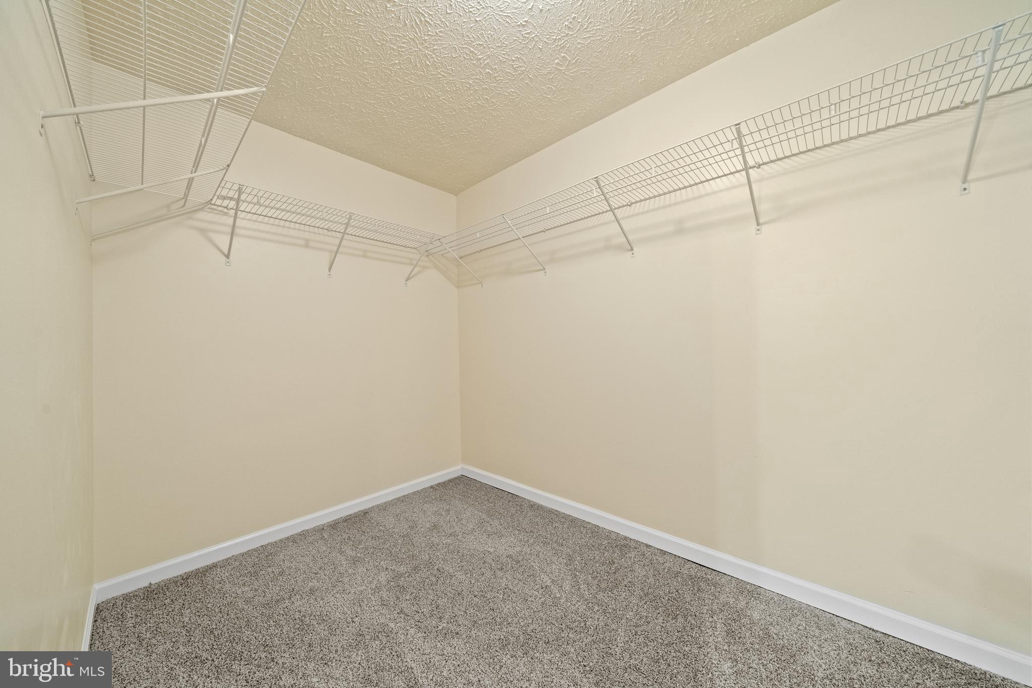 WYNDEMERE - Residential