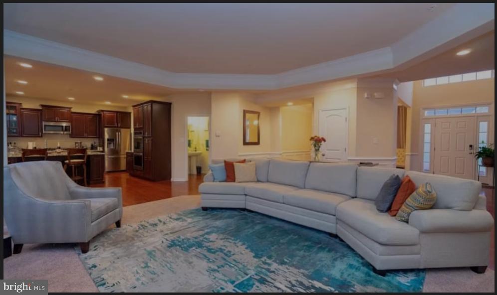 WOODMORE TOWNE CENTRE - Residential Lease