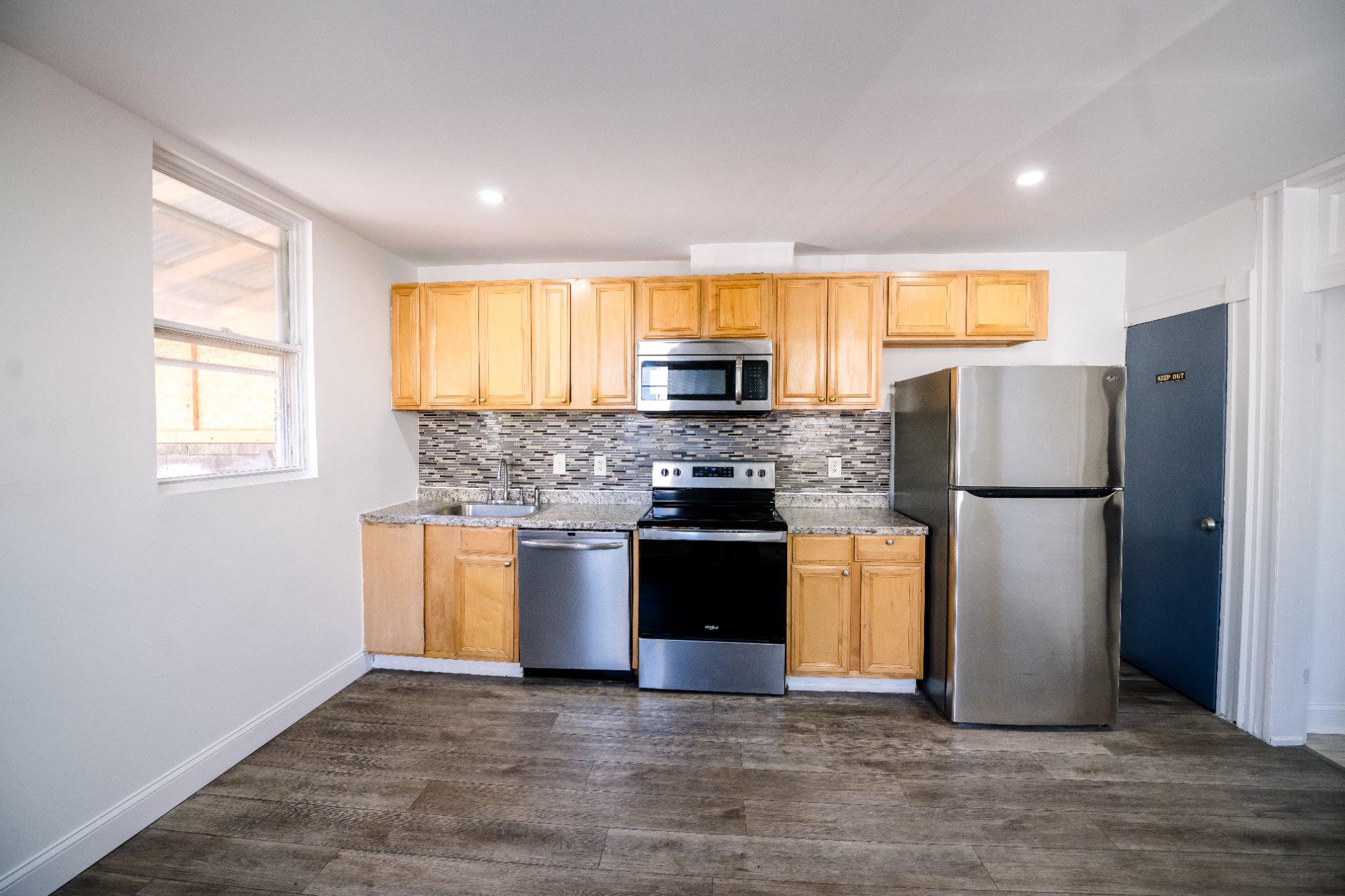 EAST BALTIMORE MIDWAY - Residential