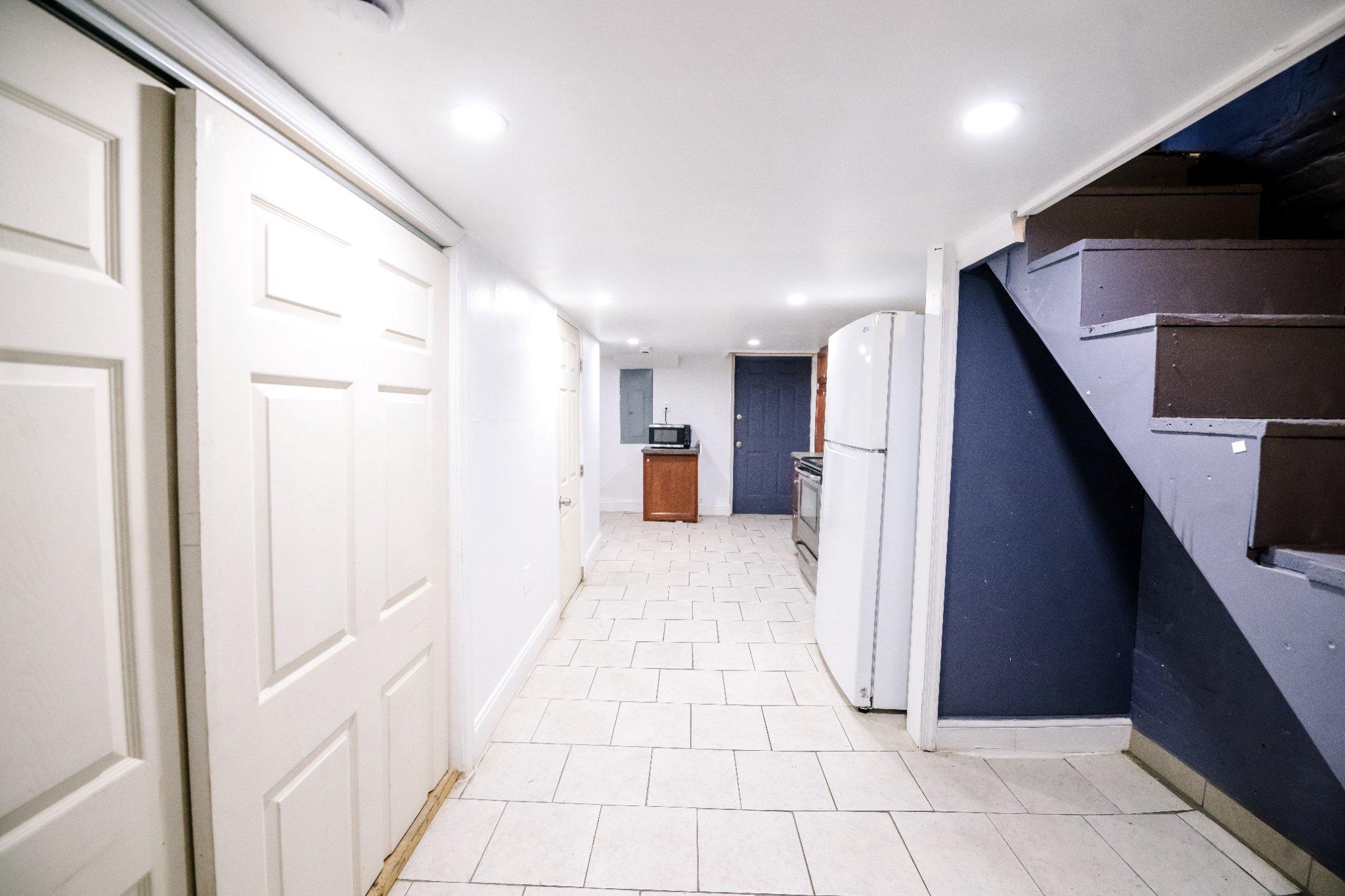 EAST BALTIMORE MIDWAY - Residential