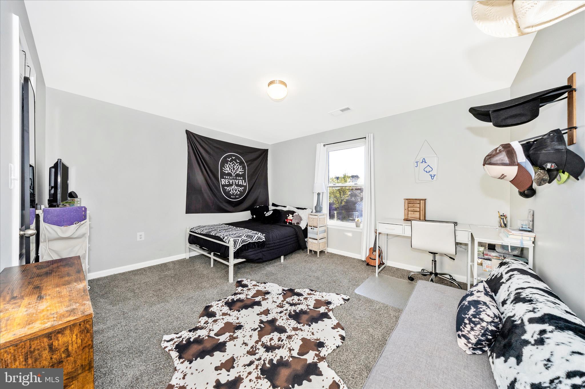 BROOKFIELD - Residential