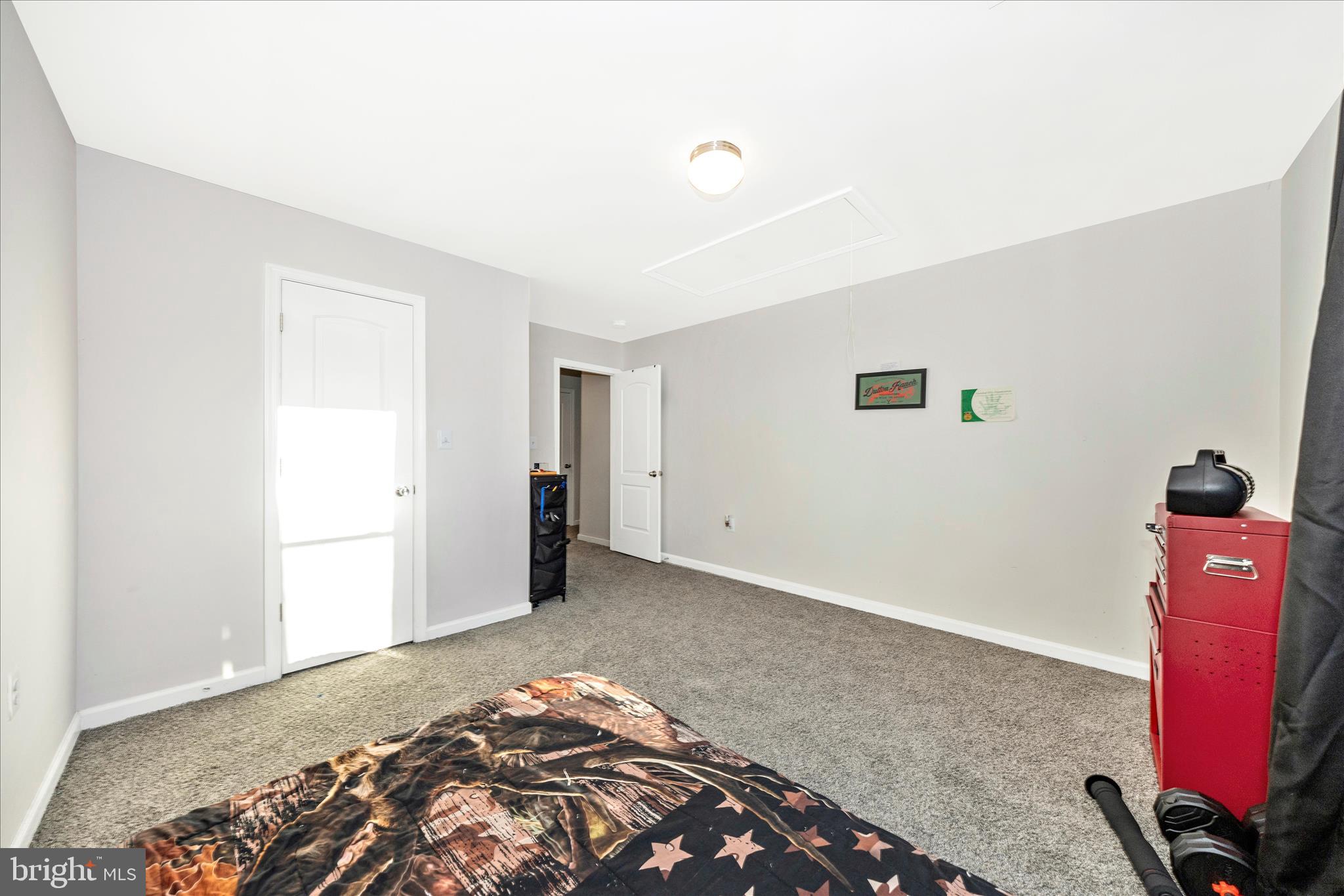 BROOKFIELD - Residential