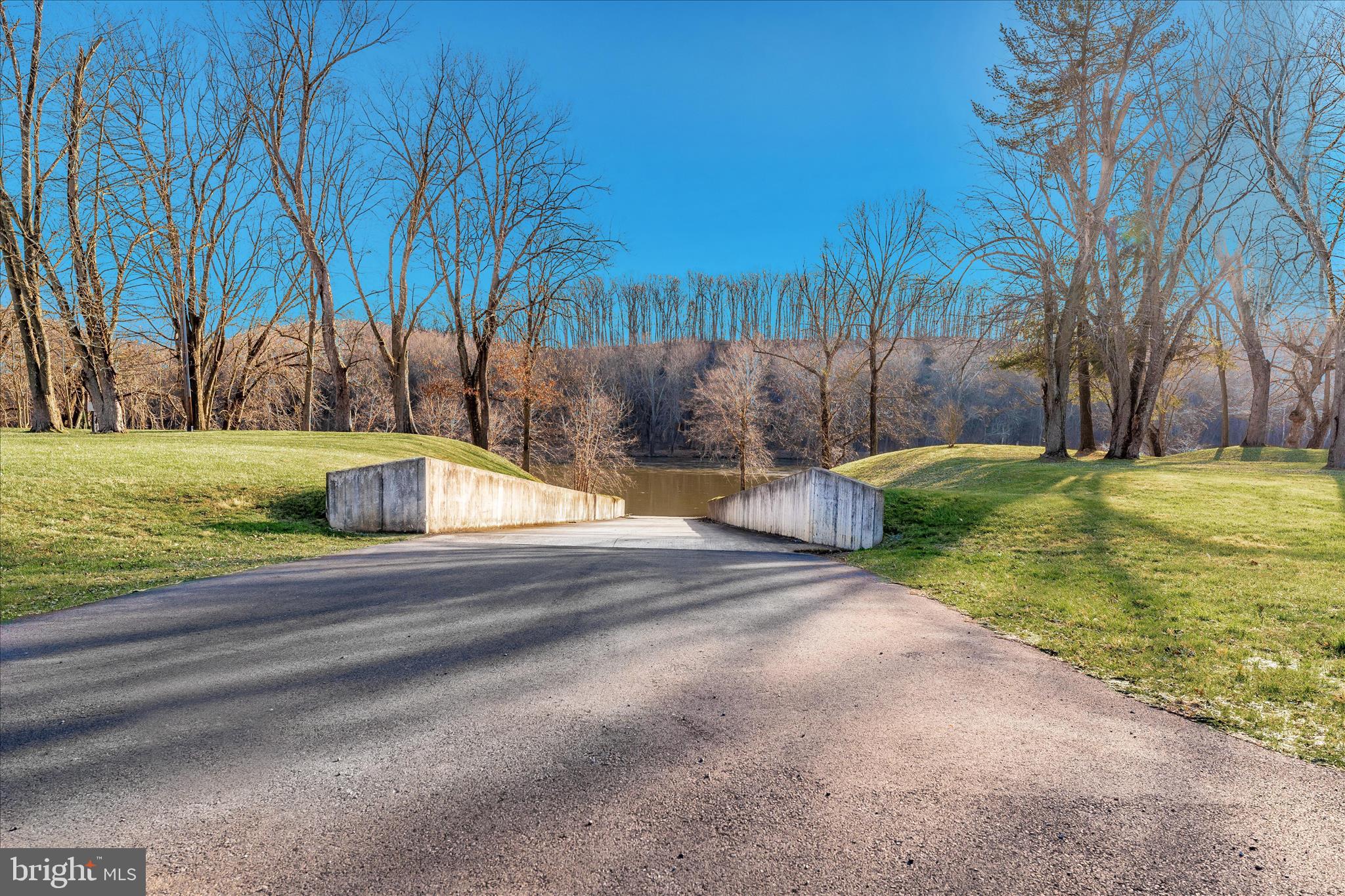 BROOKFIELD - Residential