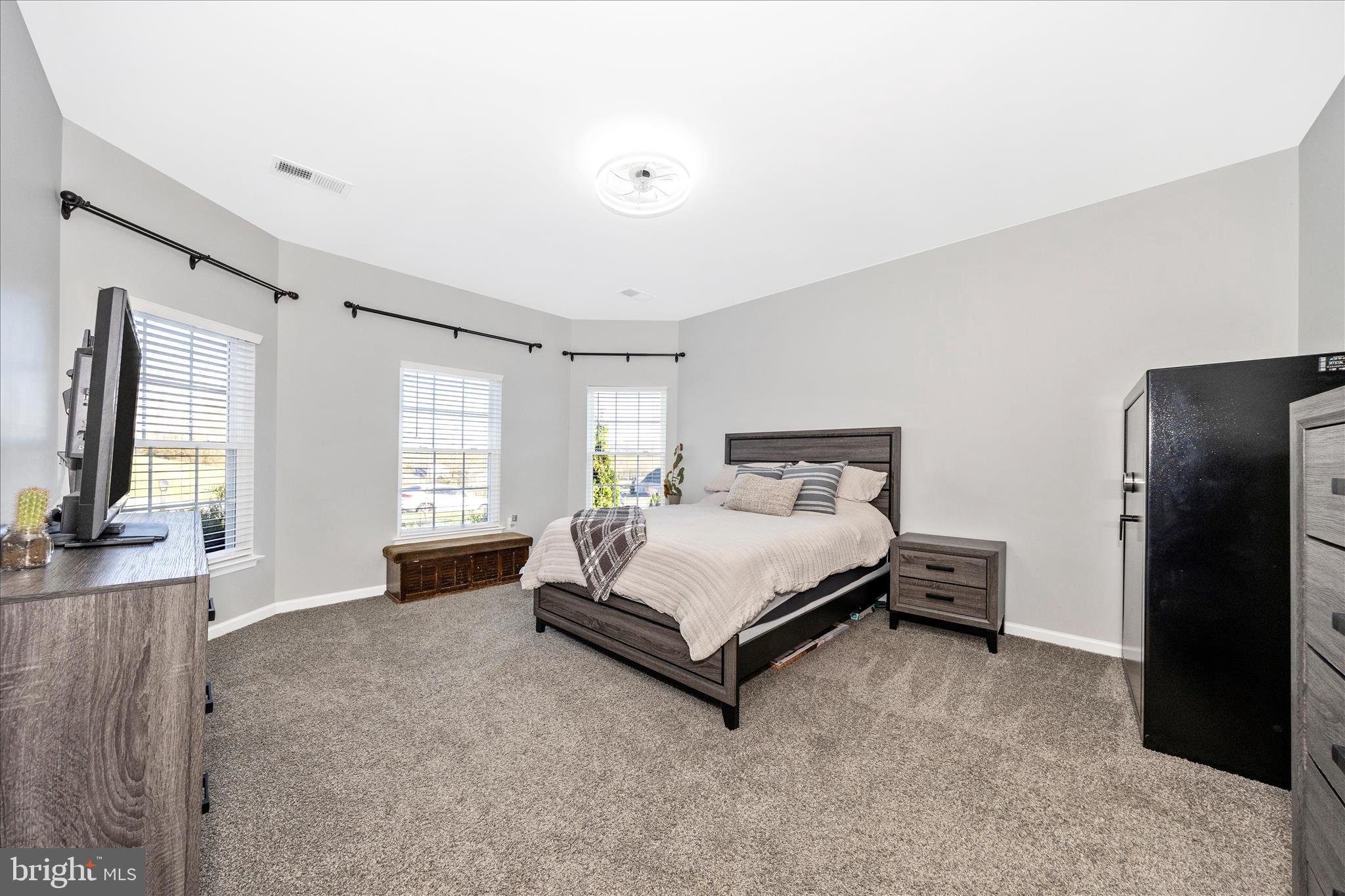 BROOKFIELD - Residential