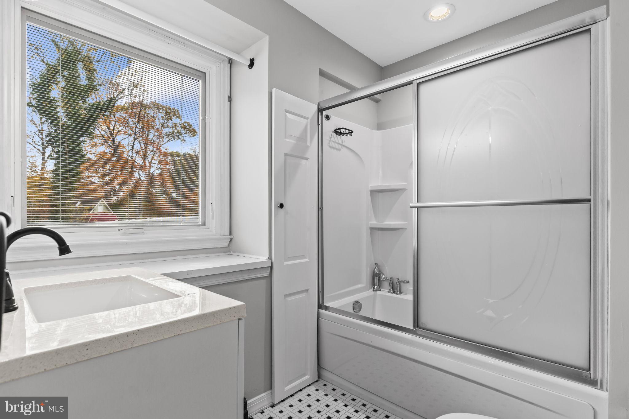 ANDORICK ACRES - Residential