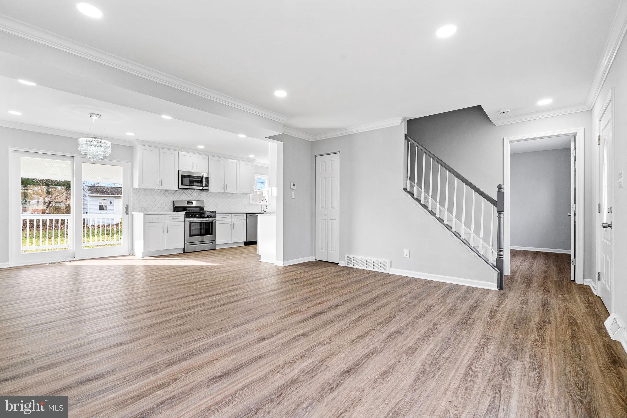 EDGE MEAD - Residential