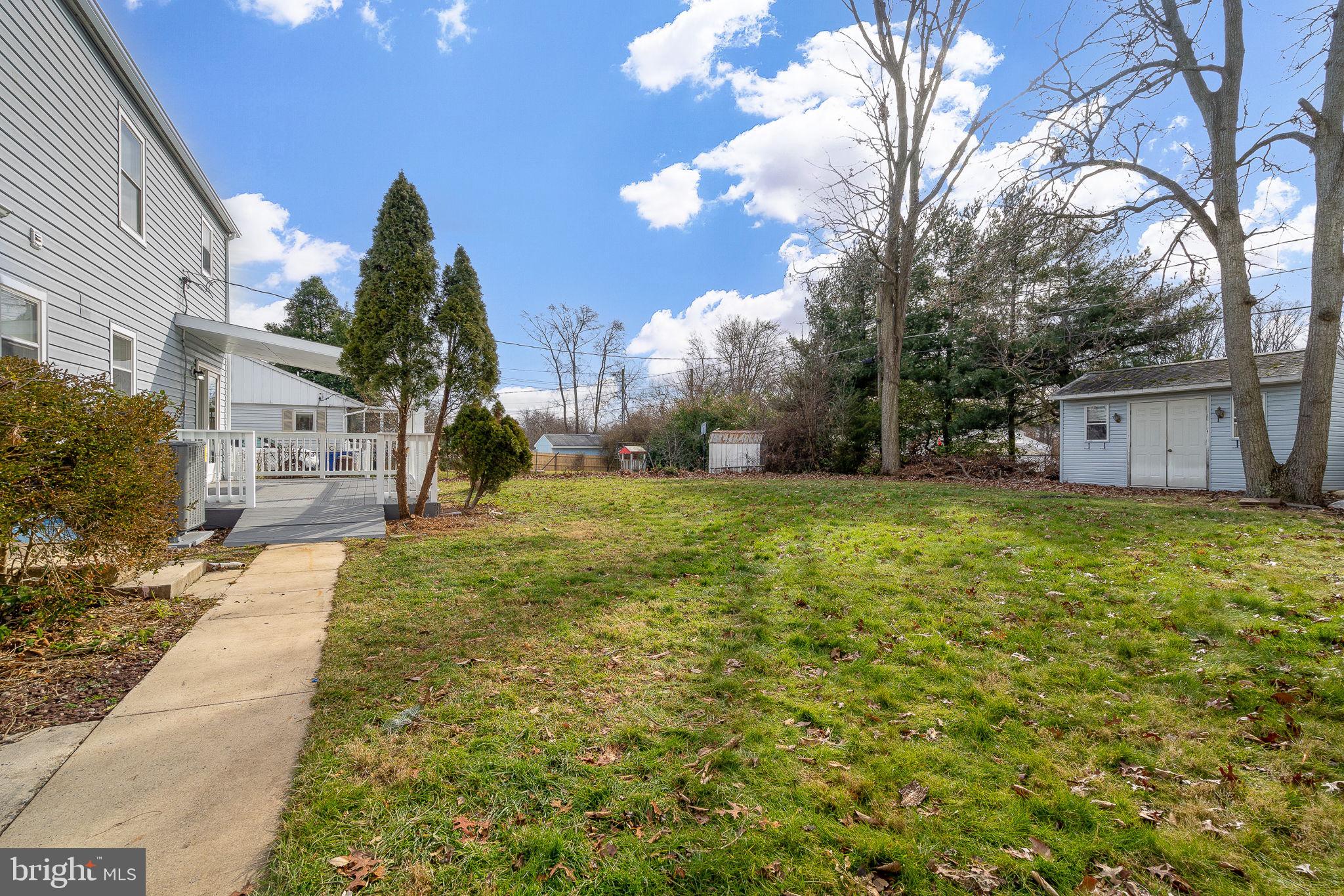 EDGE MEAD - Residential