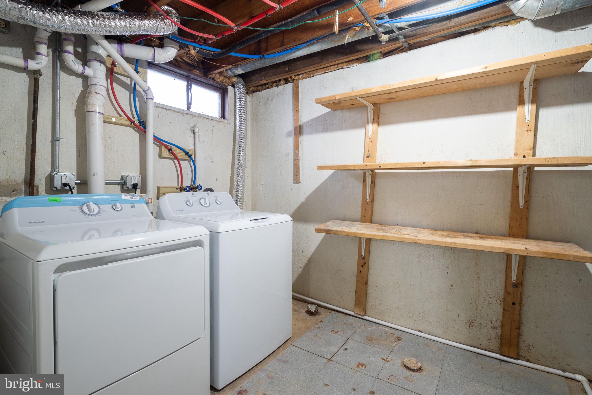 EDGE MEAD - Residential