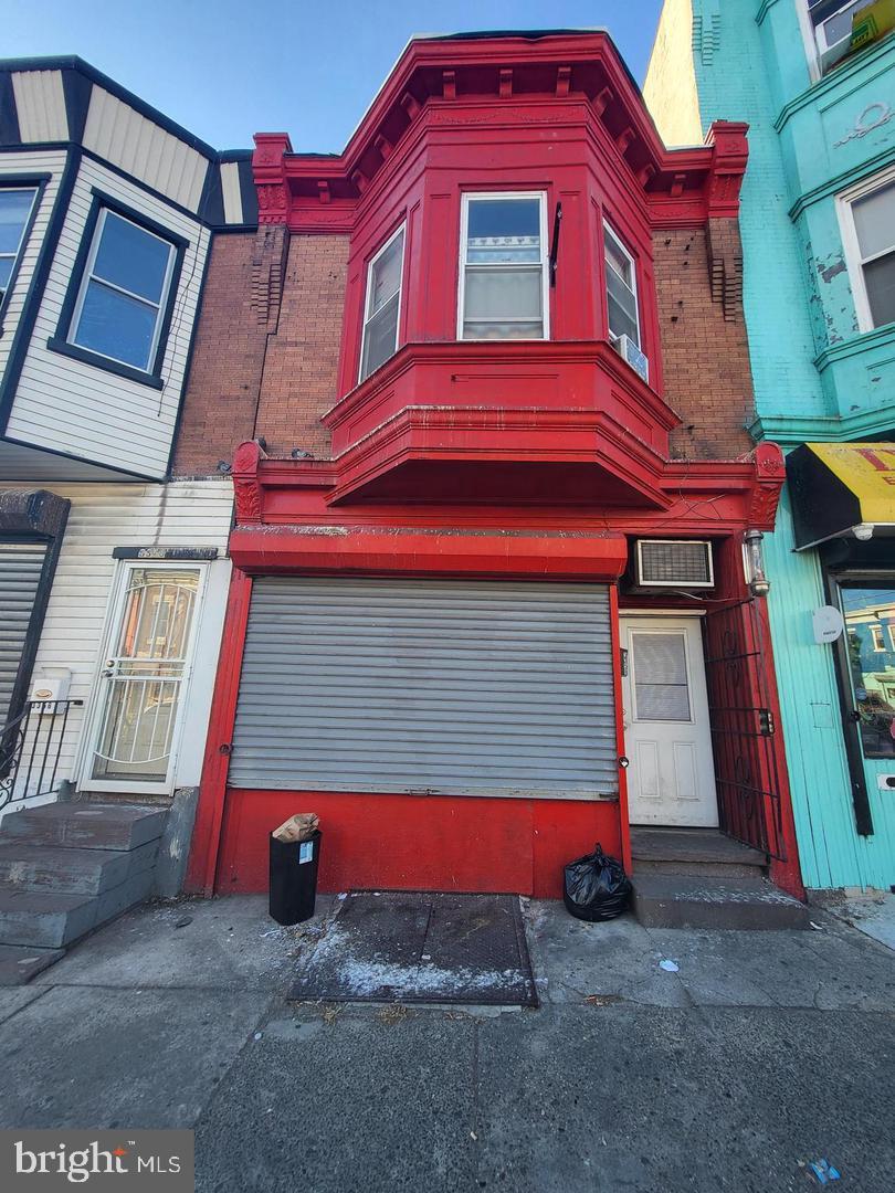 PRICE IMPROVEMENT!!! This unique CMX2-zoned property offers a versatile opportunity! Currently rented as a residential space, this gem can easily be converted back to a storefront on the first floor with a spacious 3-bedroom, 1-bath apartment on the second floor. Prime location surrounded by local businesses. Great potential for a mixed-use investment. Come take a look! 24-hour notice required