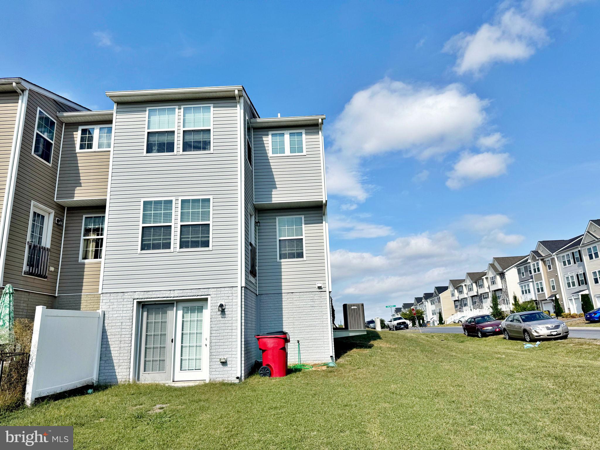 KENSINGTON TERRACE - Residential