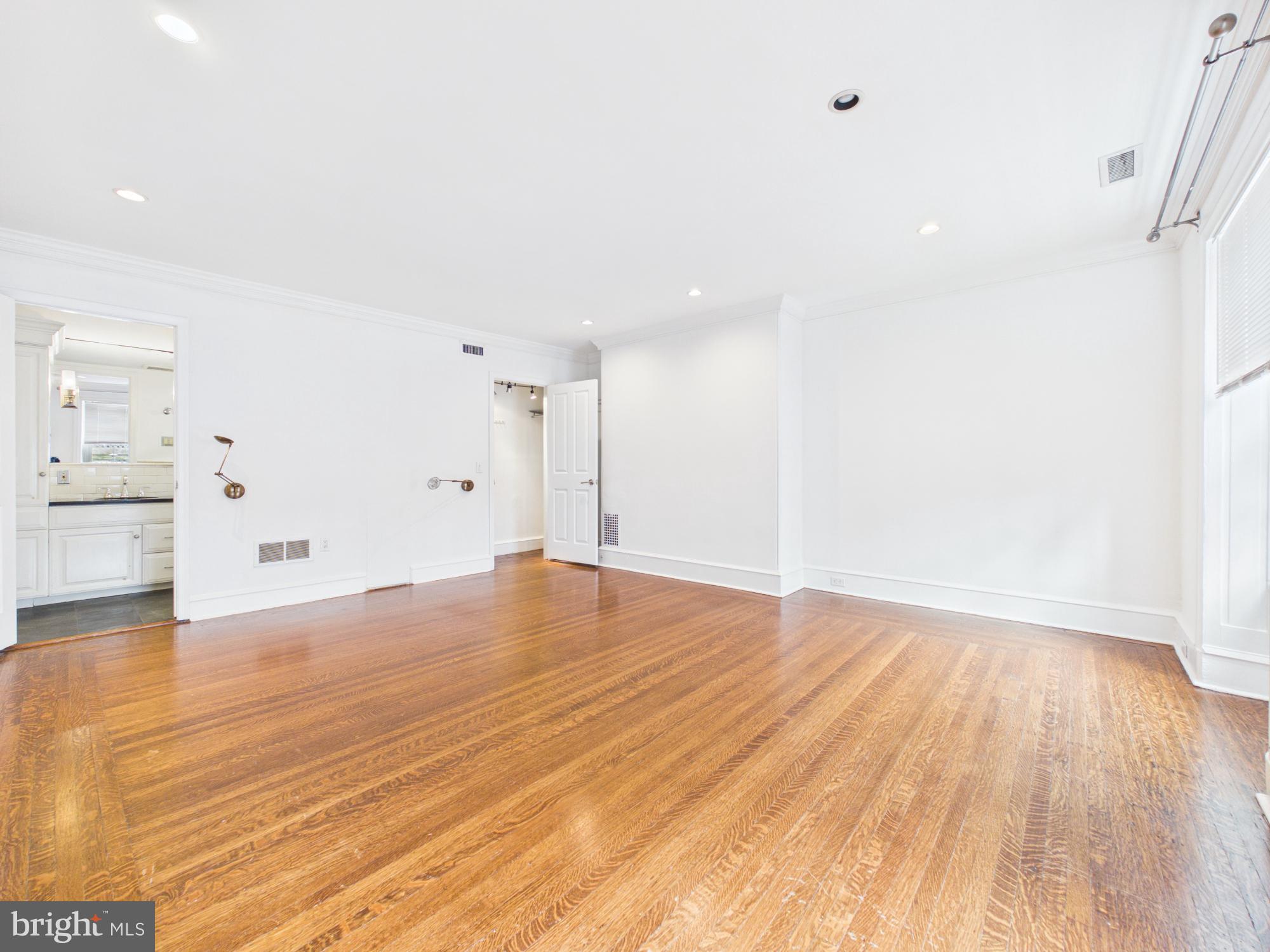 1108 SPRUCE ST STREET 3