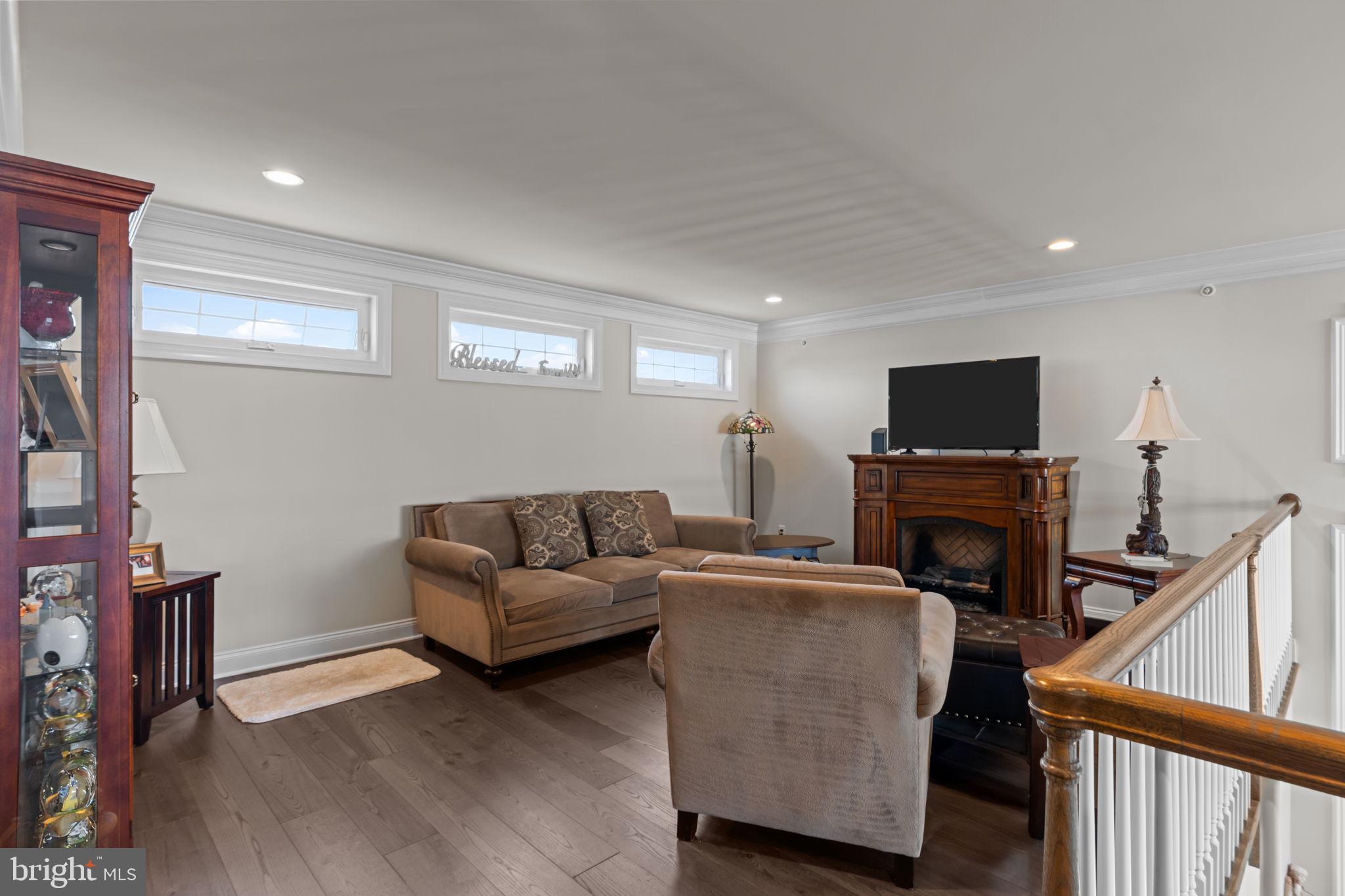 REGENCY AT YARDLEY - Residential