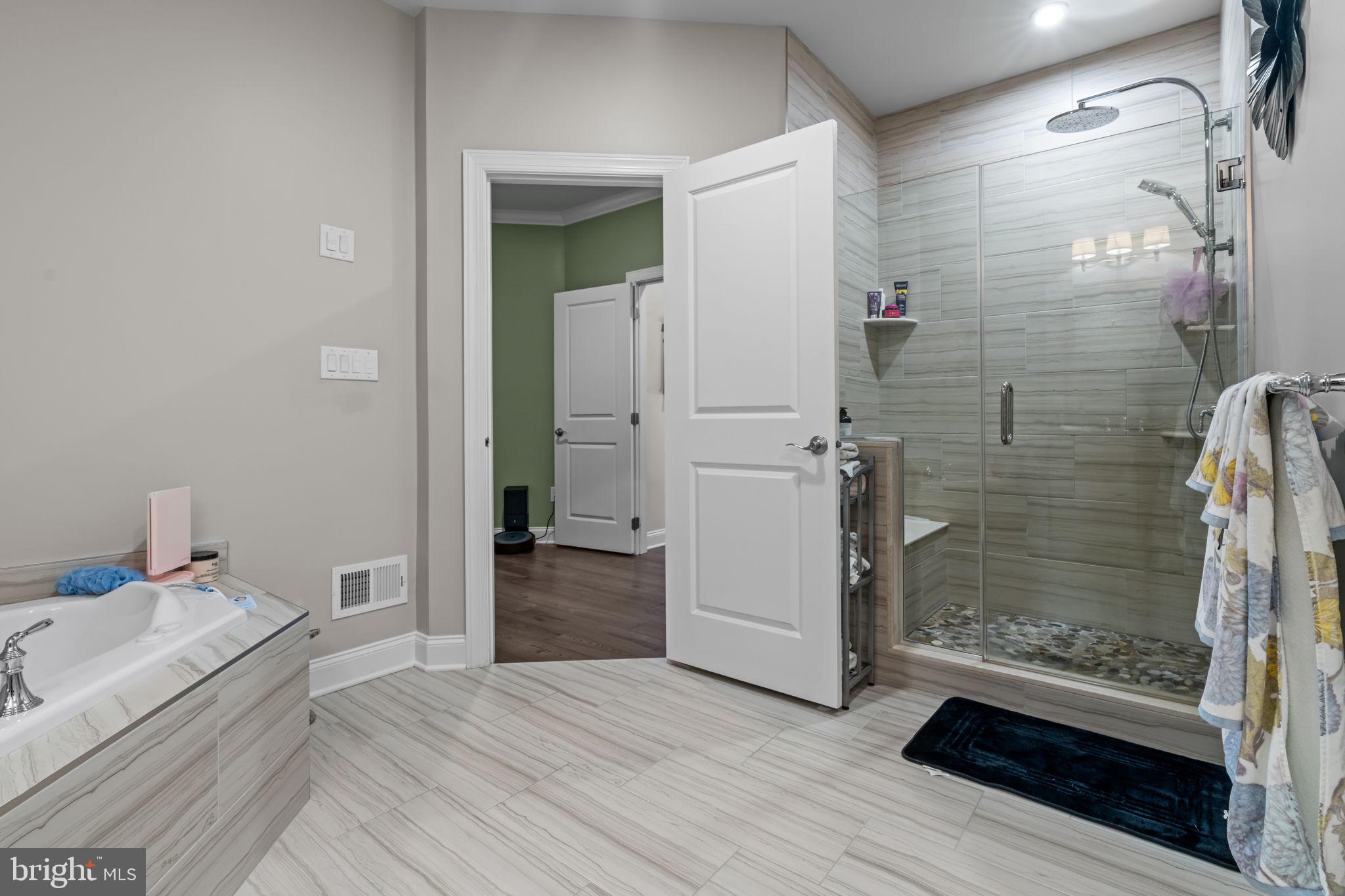 REGENCY AT YARDLEY - Residential