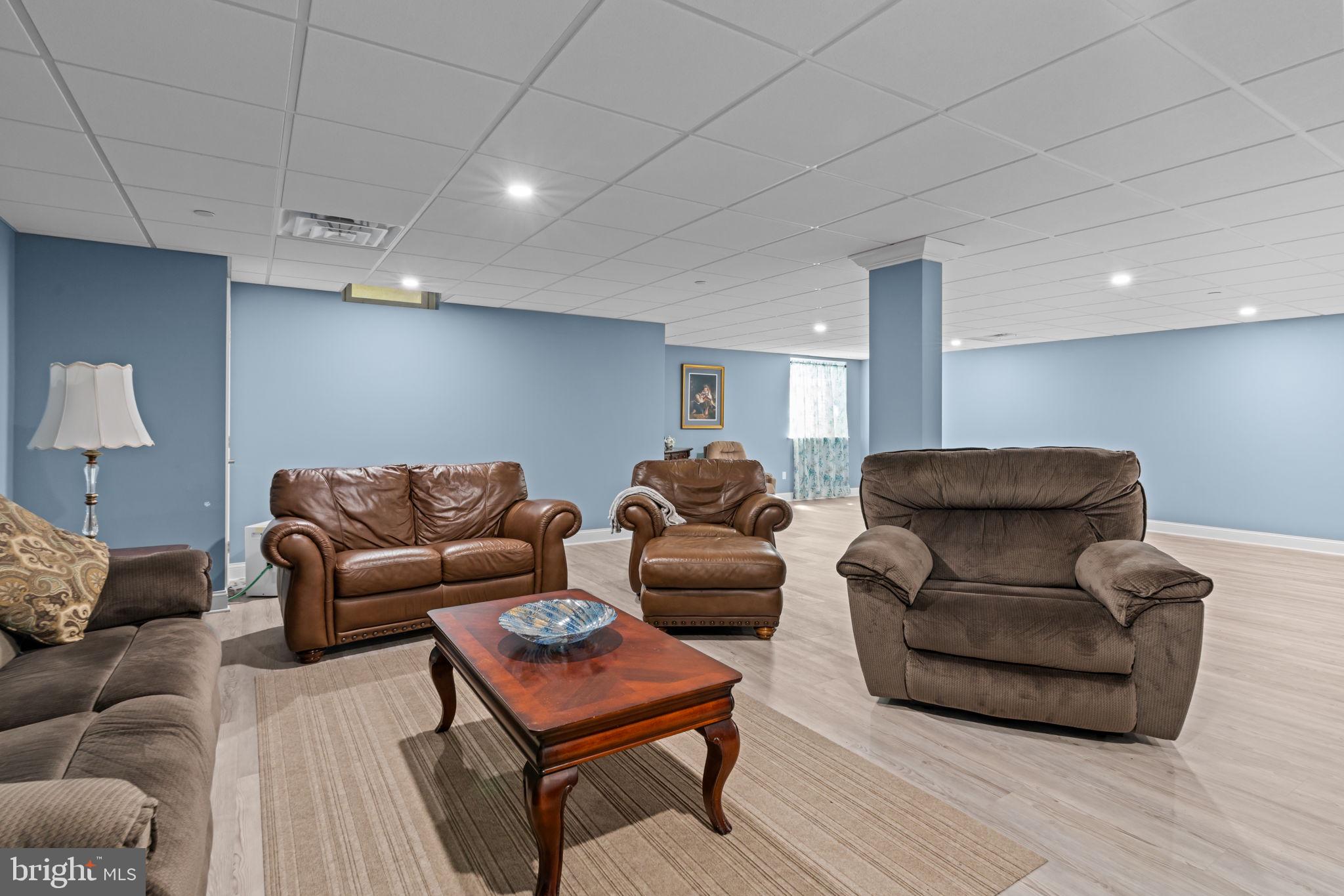 REGENCY AT YARDLEY - Residential