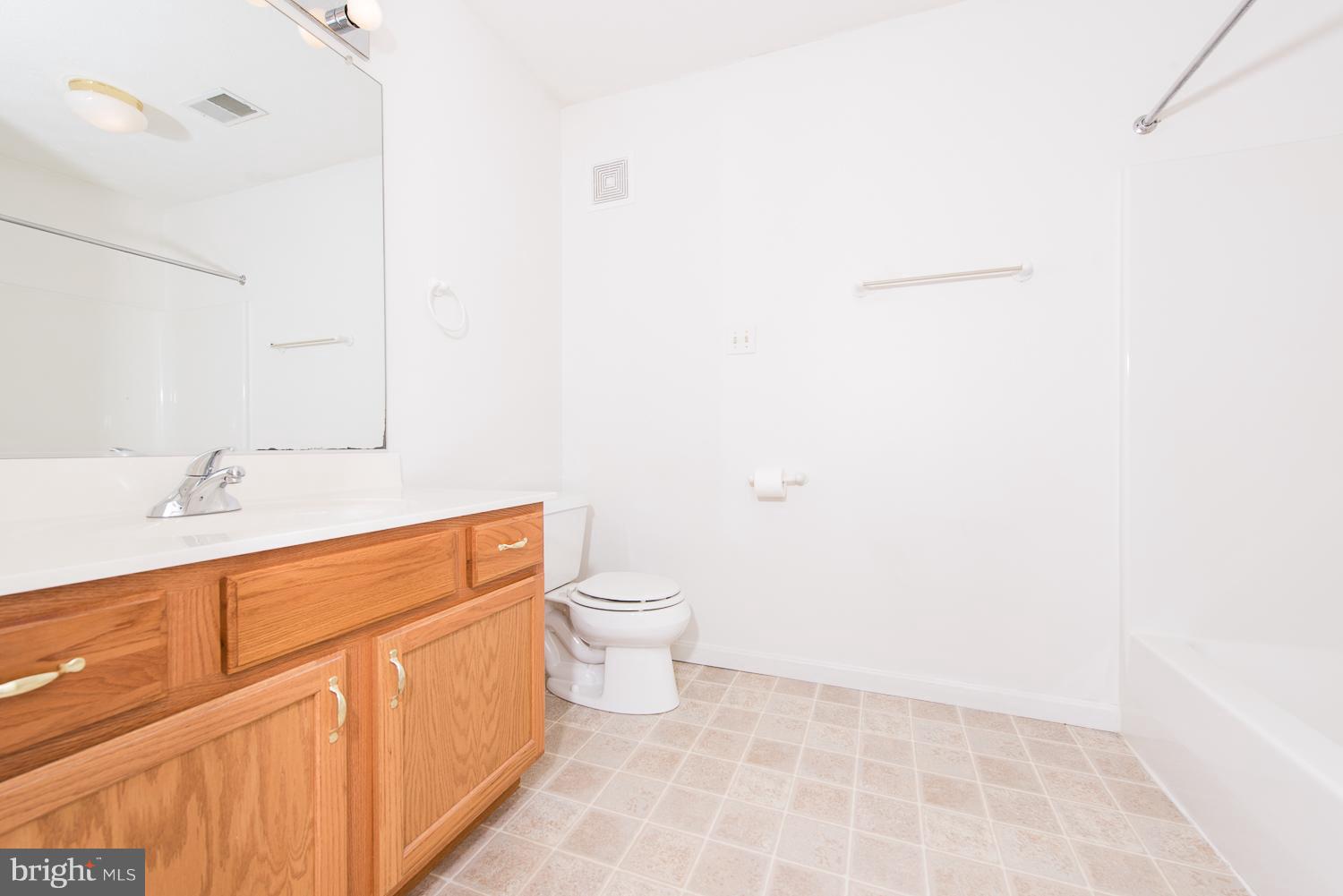 FIELDS - Residential Lease