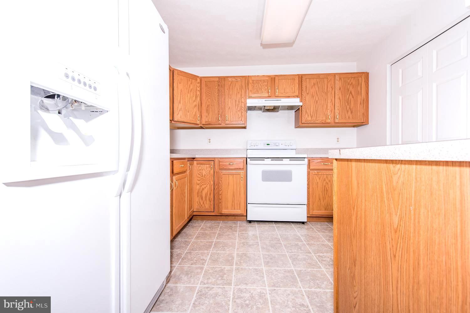 FIELDS - Residential Lease