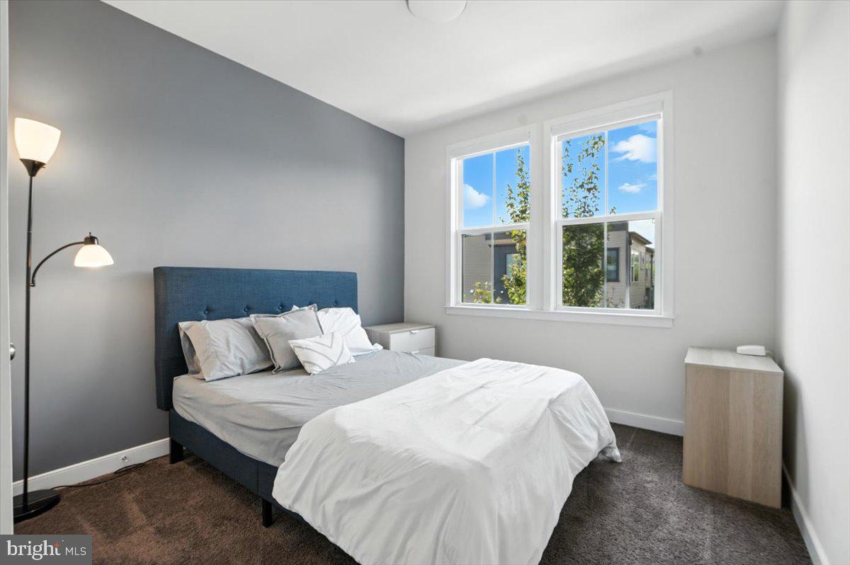 BRAMBLETON TOWN CENTER - Residential Lease