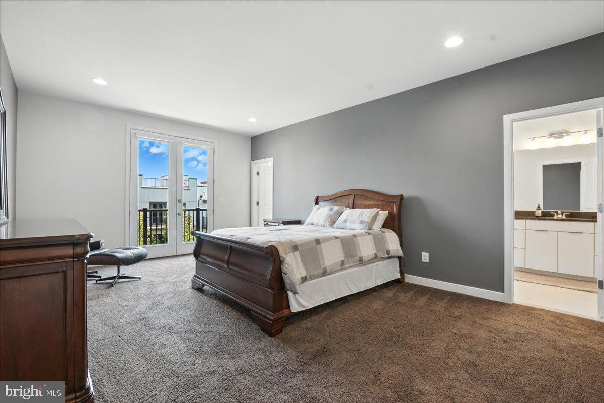 BRAMBLETON TOWN CENTER - Residential Lease