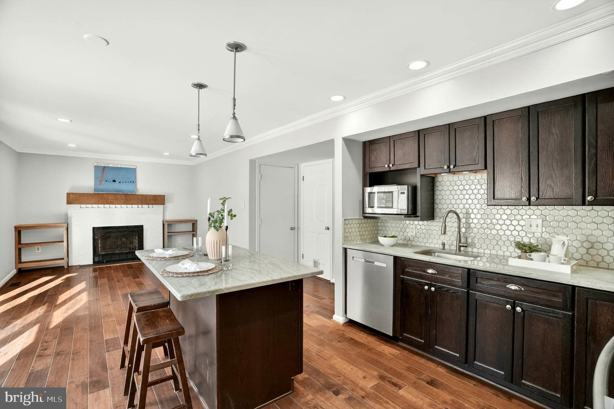 SHARONDALE EAST - Residential