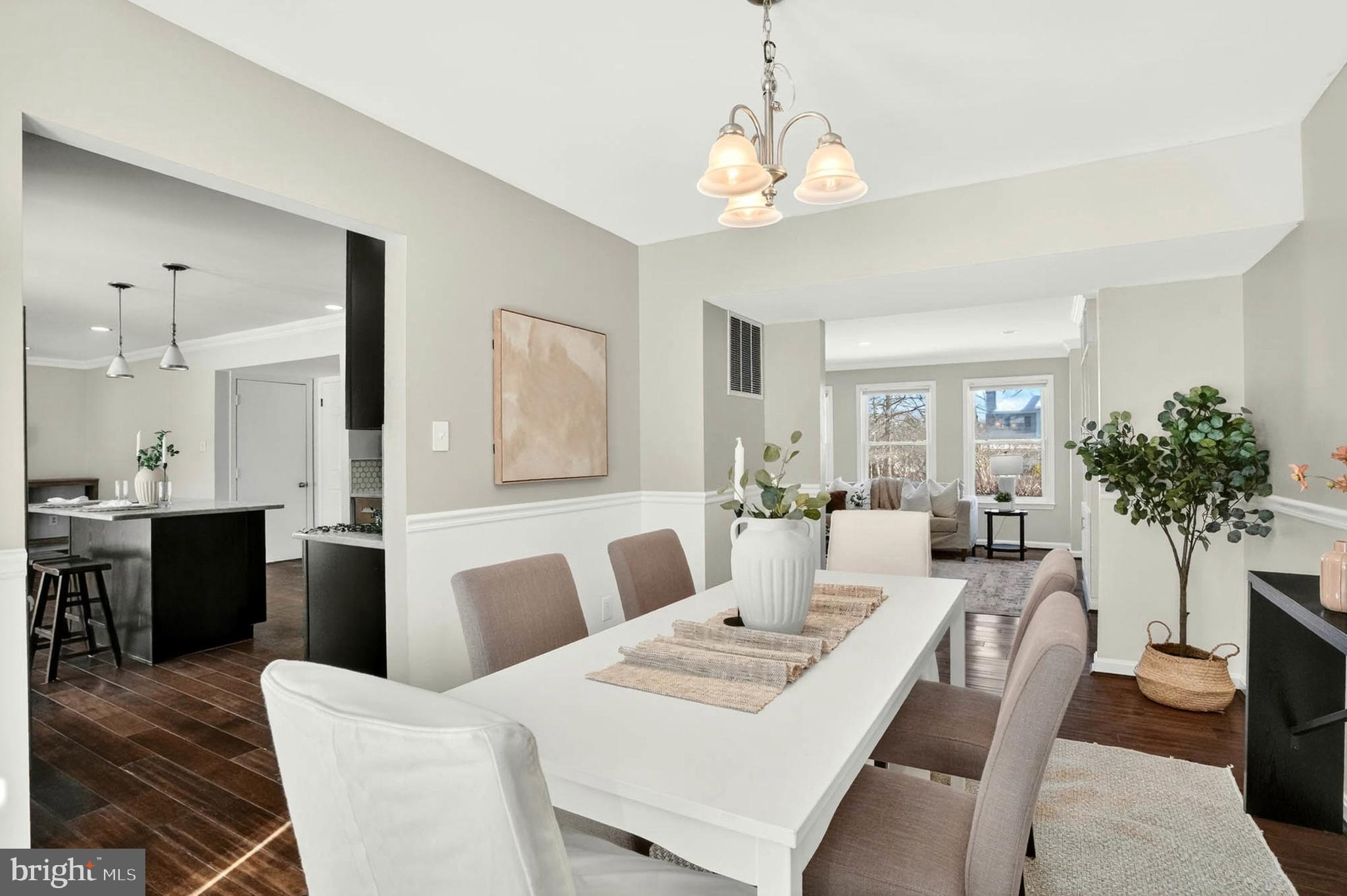 SHARONDALE EAST - Residential