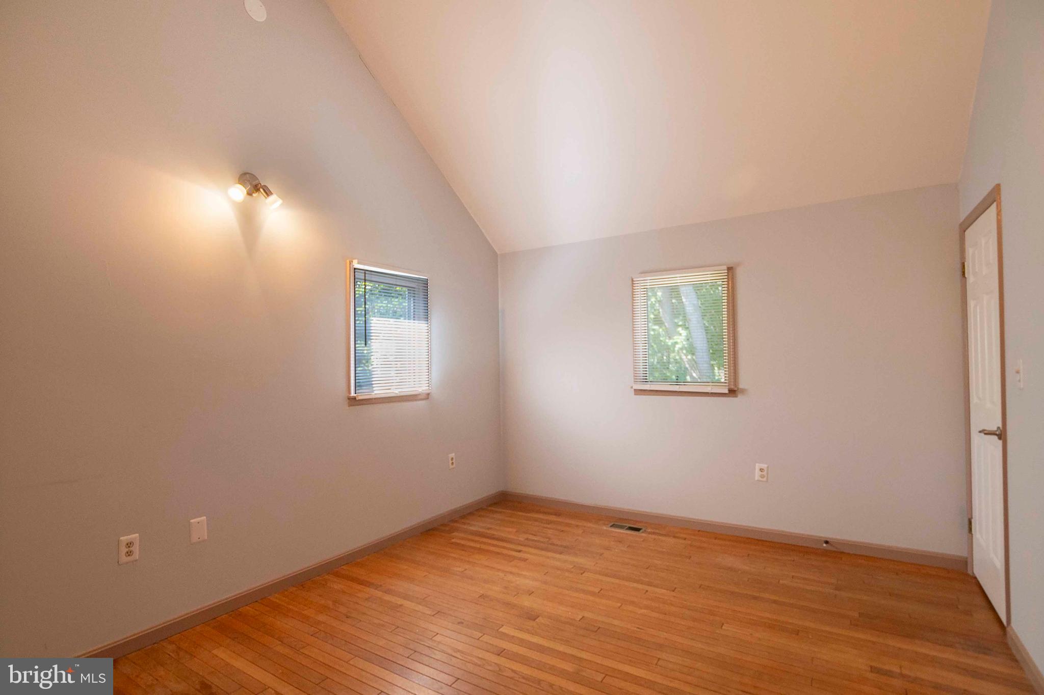 OAKLEIGH - Residential