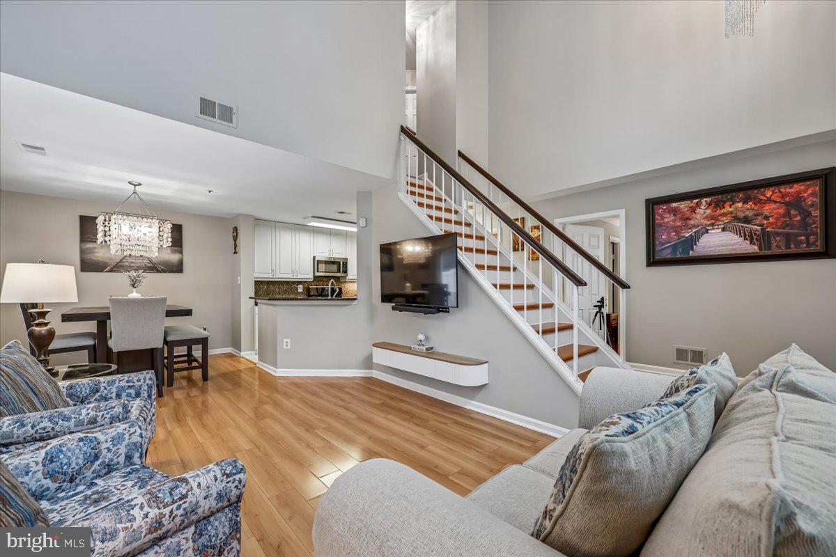 VILL AT MANCHESTER FARMS - Residential