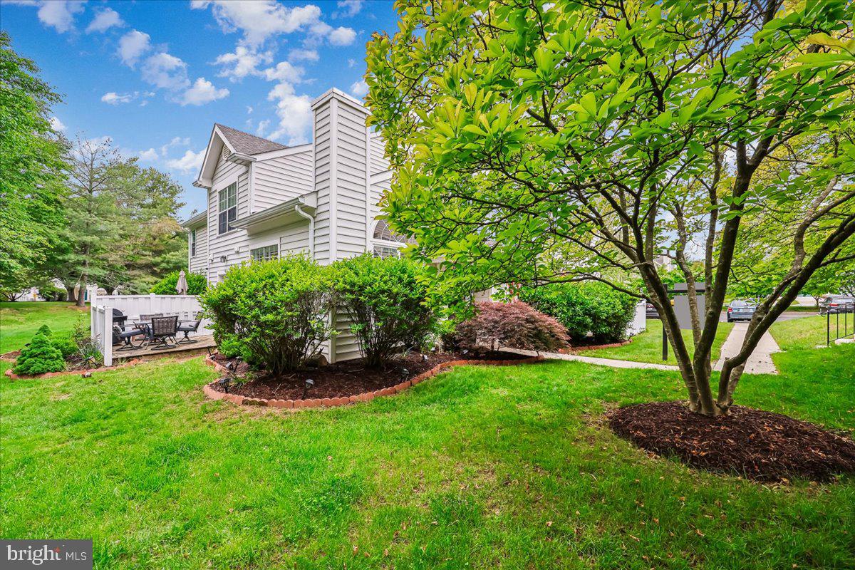 VILL AT MANCHESTER FARMS - Residential