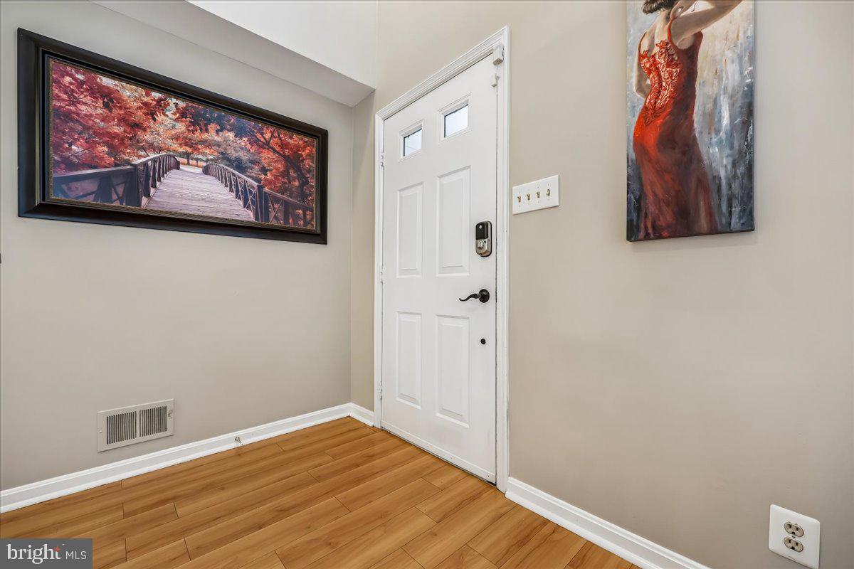 VILL AT MANCHESTER FARMS - Residential