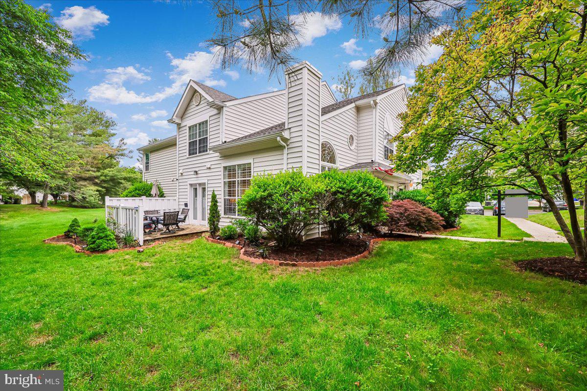 VILL AT MANCHESTER FARMS - Residential